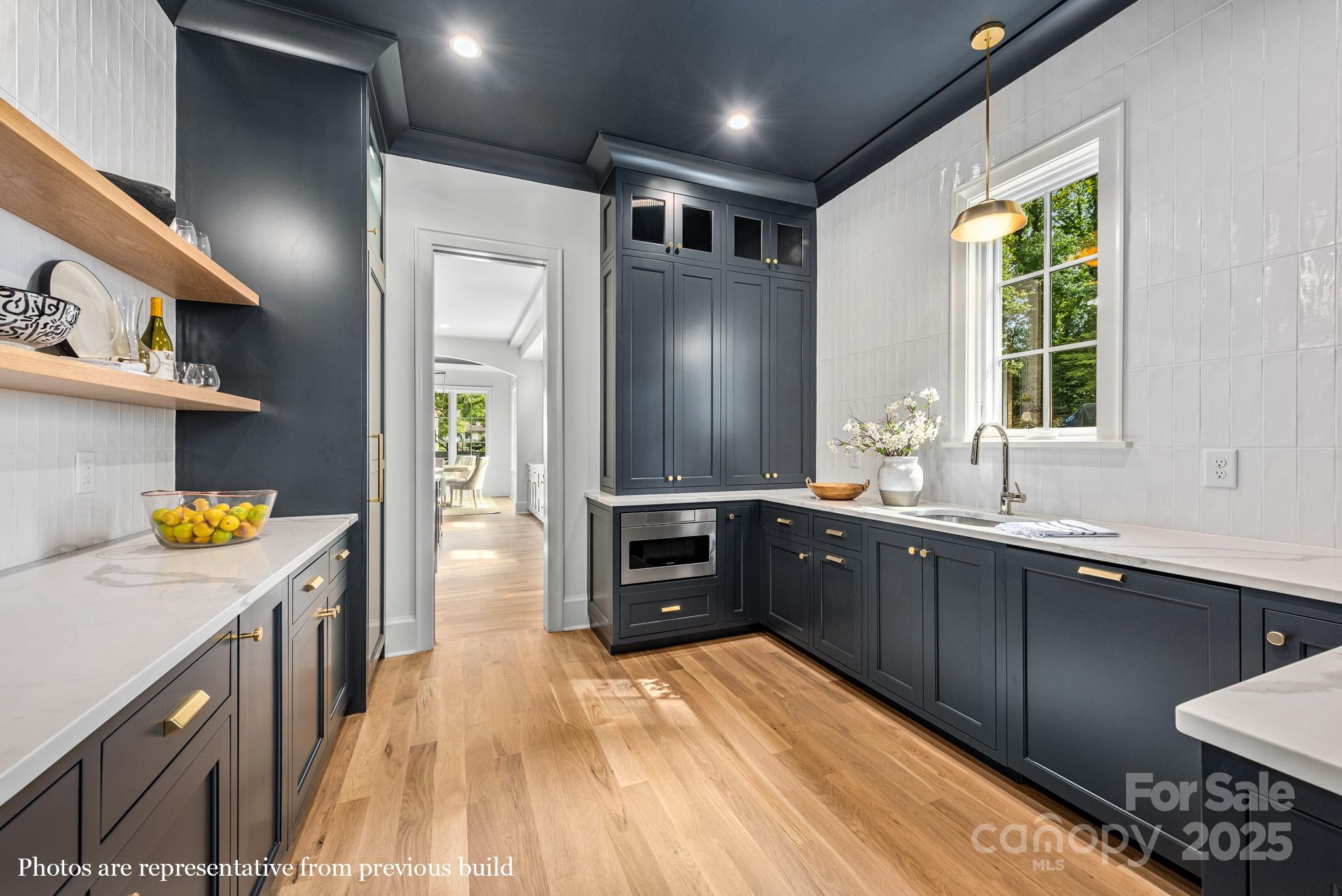 1020 Jefferson Drive Property Photo 9