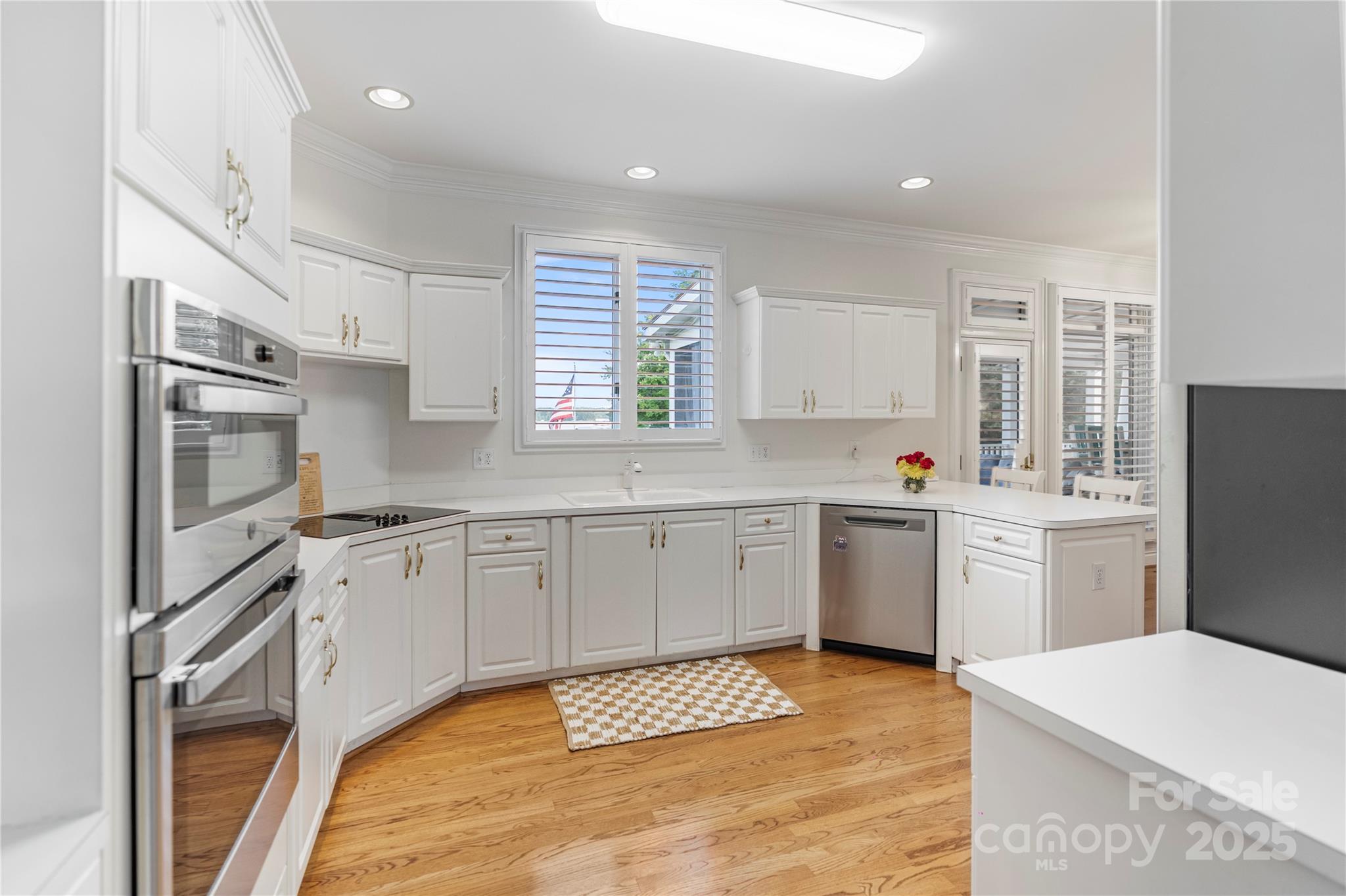 21216 Norman Shores Drive Property Photo 14