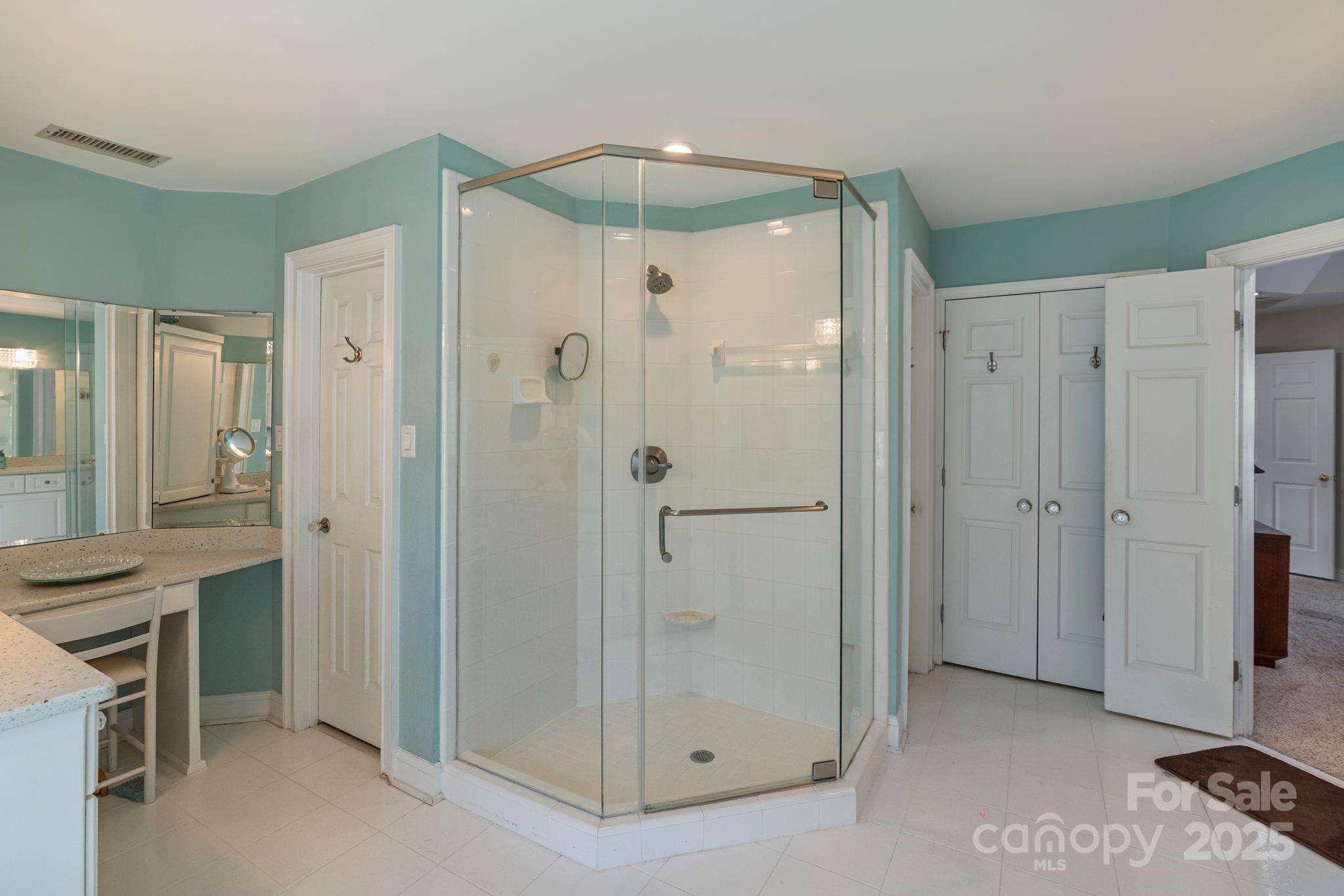 21216 Norman Shores Drive Property Photo 26