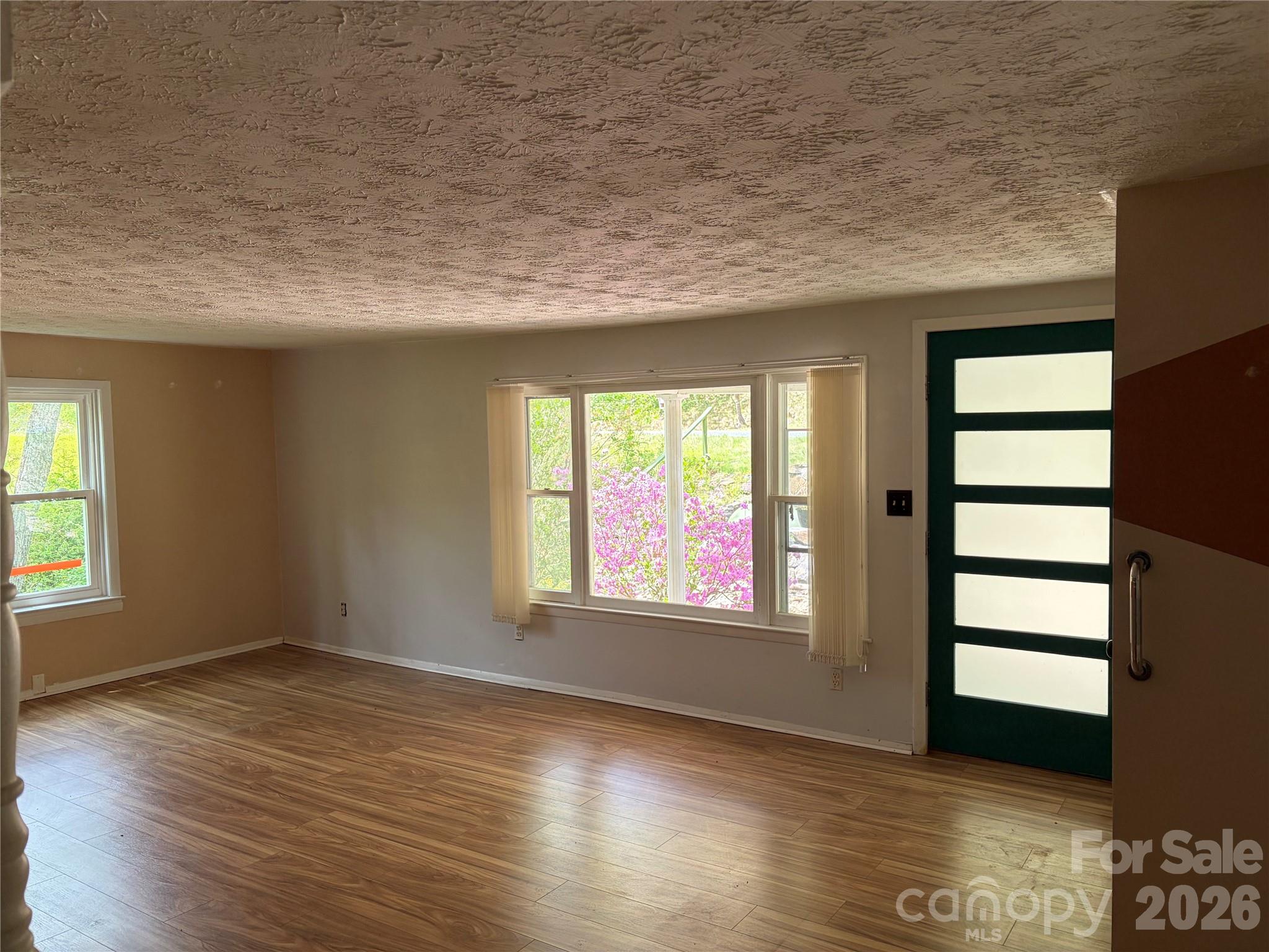 524 Clear Creek Road Property Photo 9