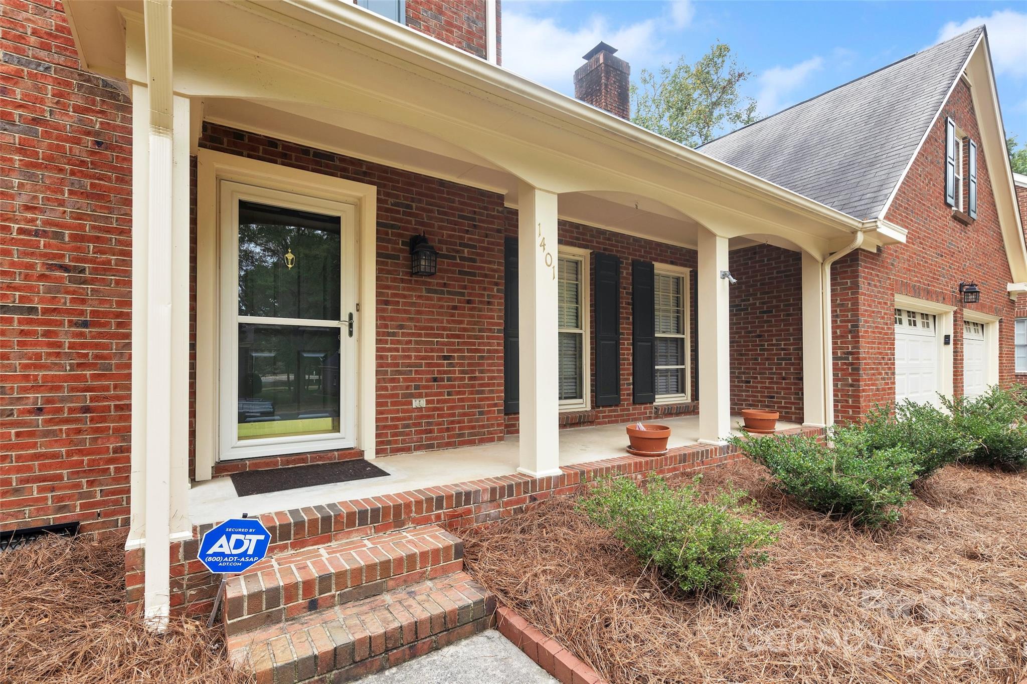 1401 Matthews Plantation Drive Property Photo 5