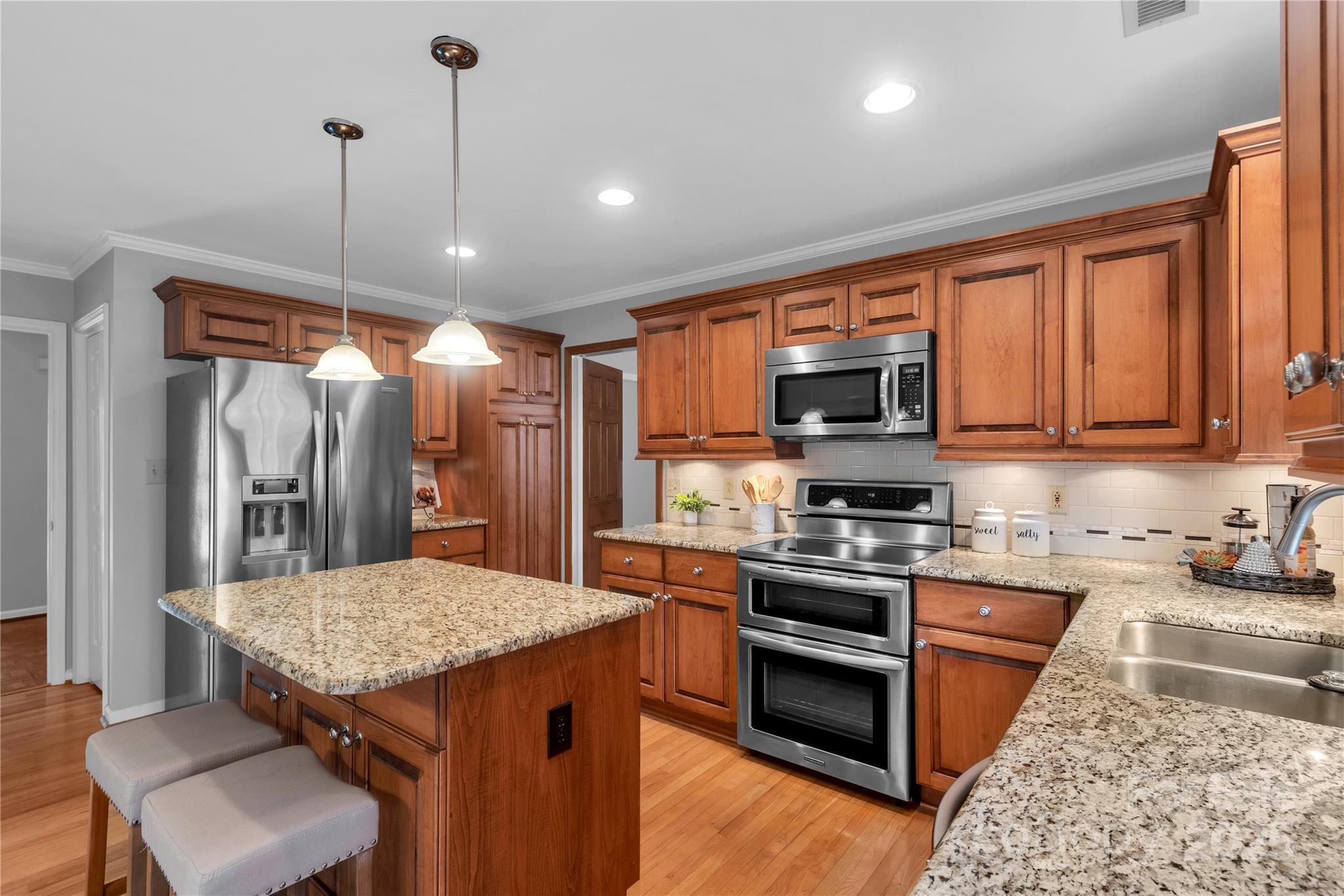 1401 Matthews Plantation Drive Property Photo 12