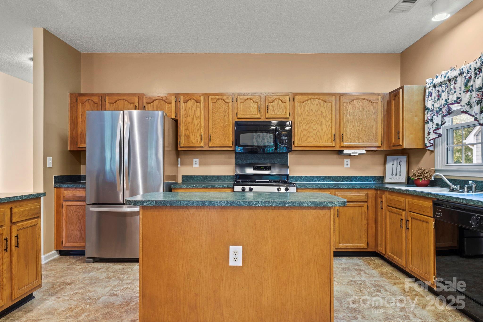 418 Tysons Forest Drive Property Photo 15