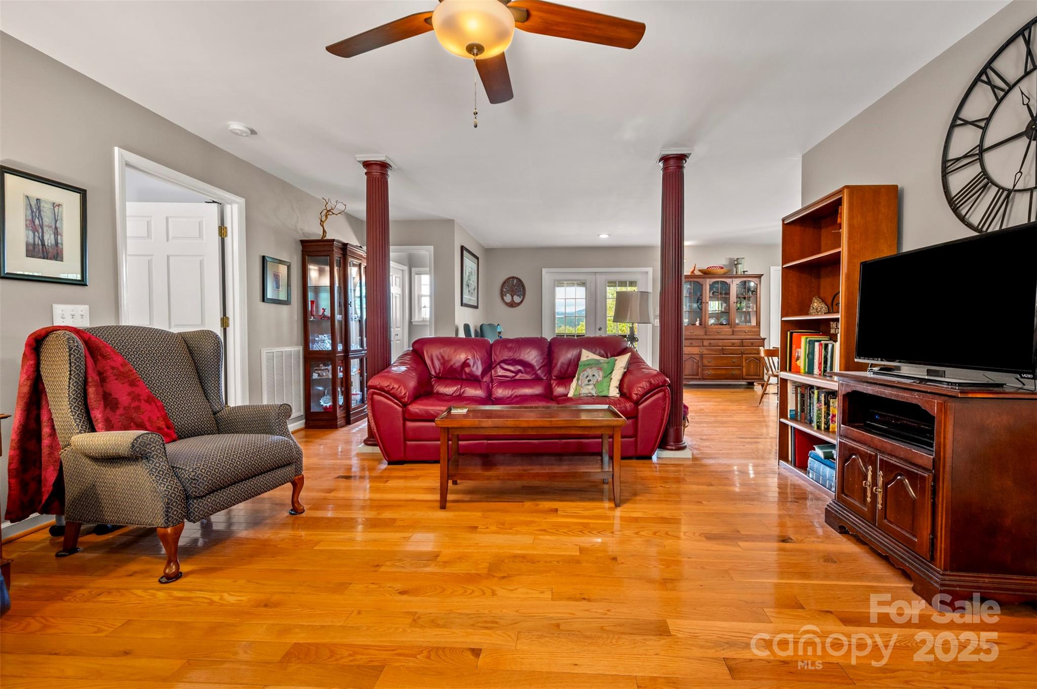 167 Balfour Drive Property Photo 12
