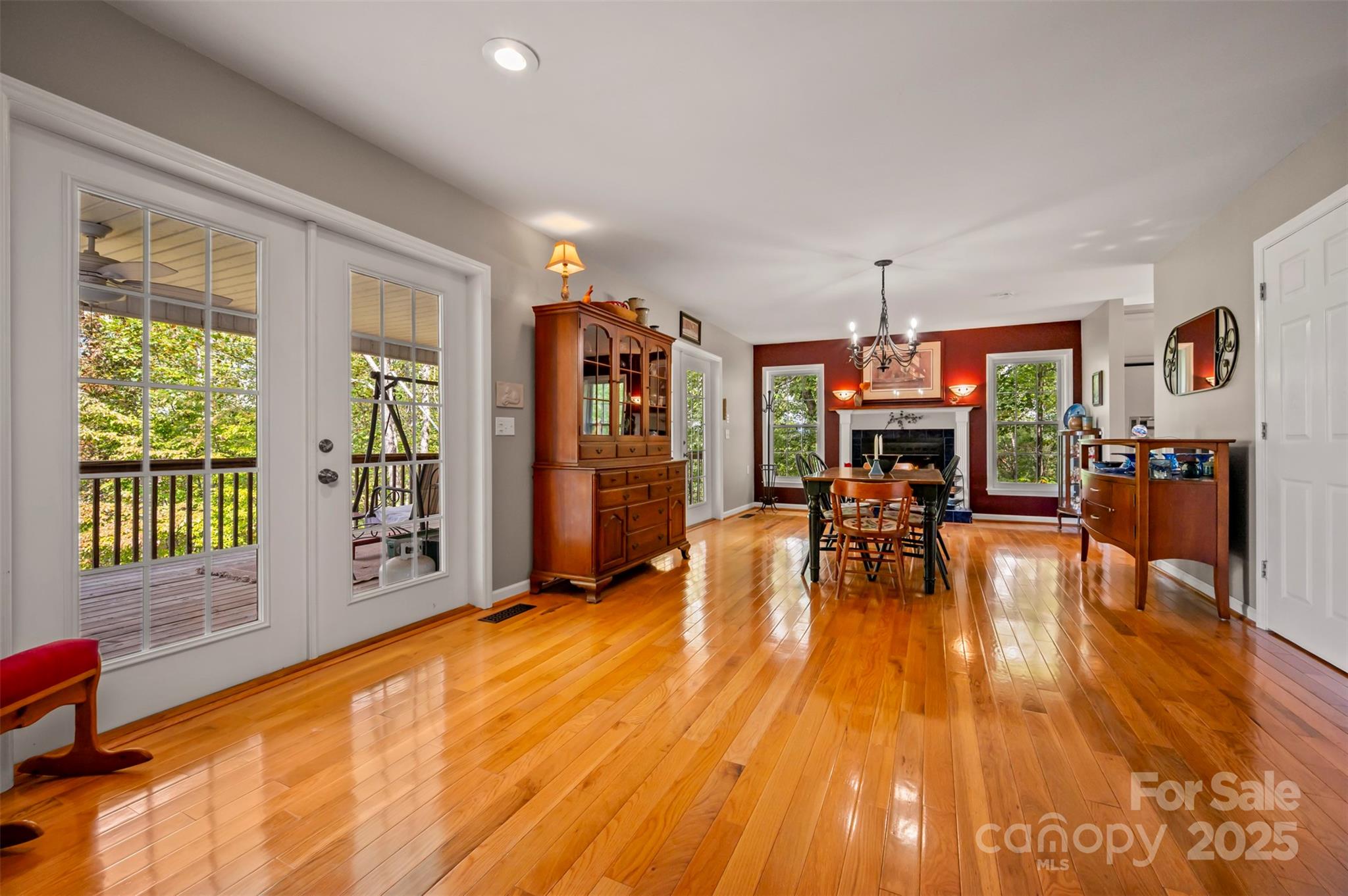 167 Balfour Drive Property Photo 13