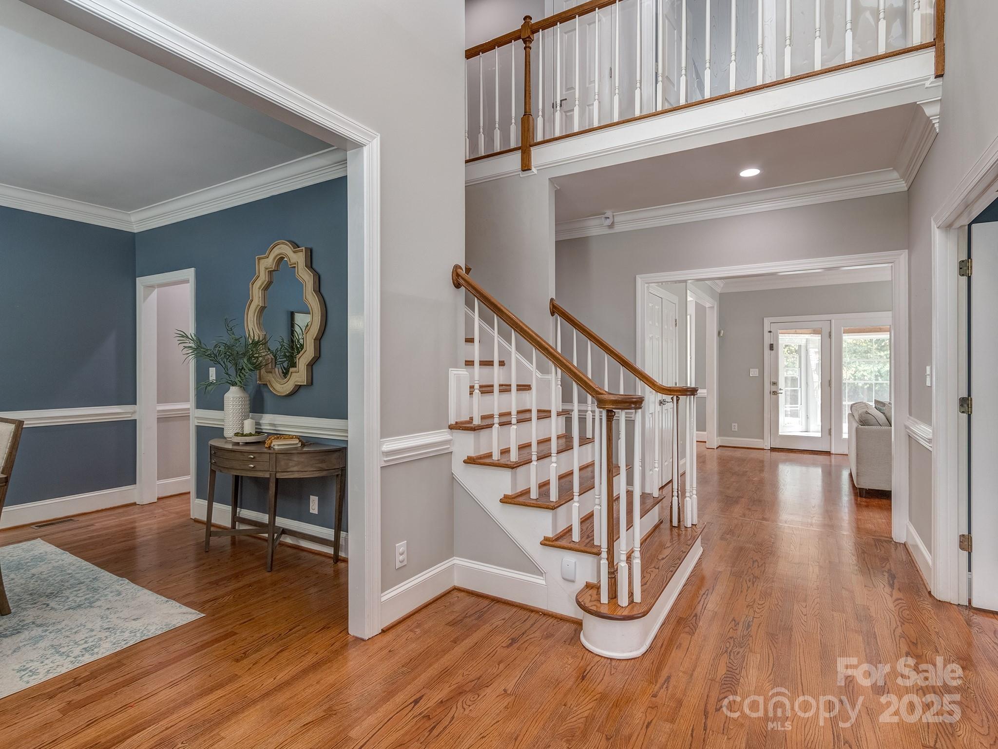 4301 Rosecliff Drive Property Photo 3