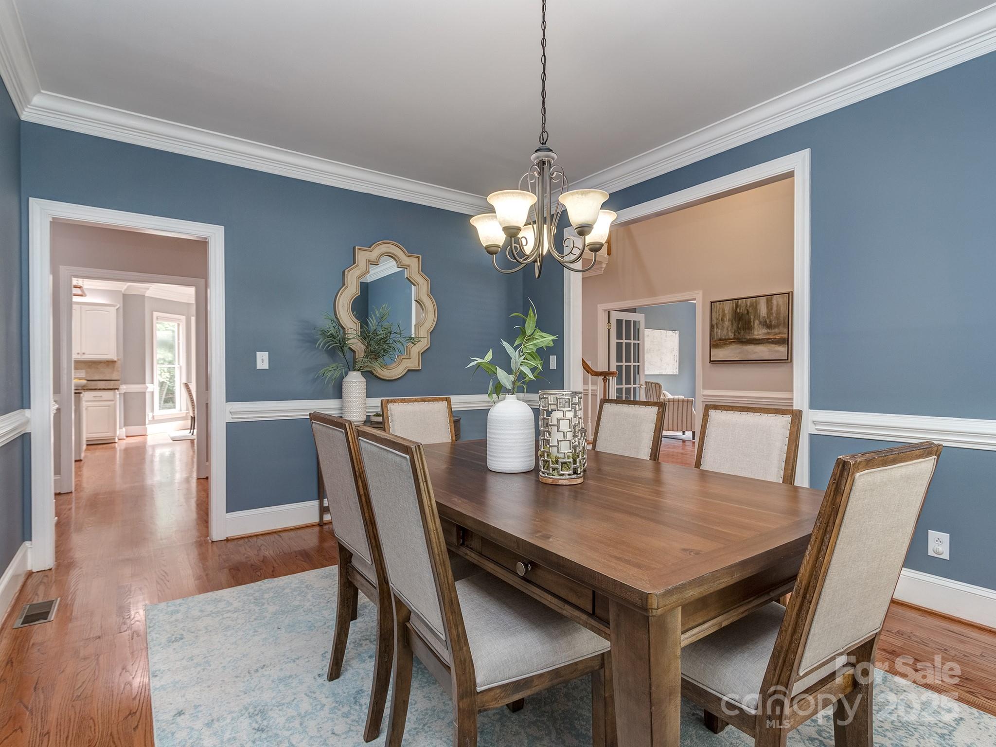 4301 Rosecliff Drive Property Photo 6