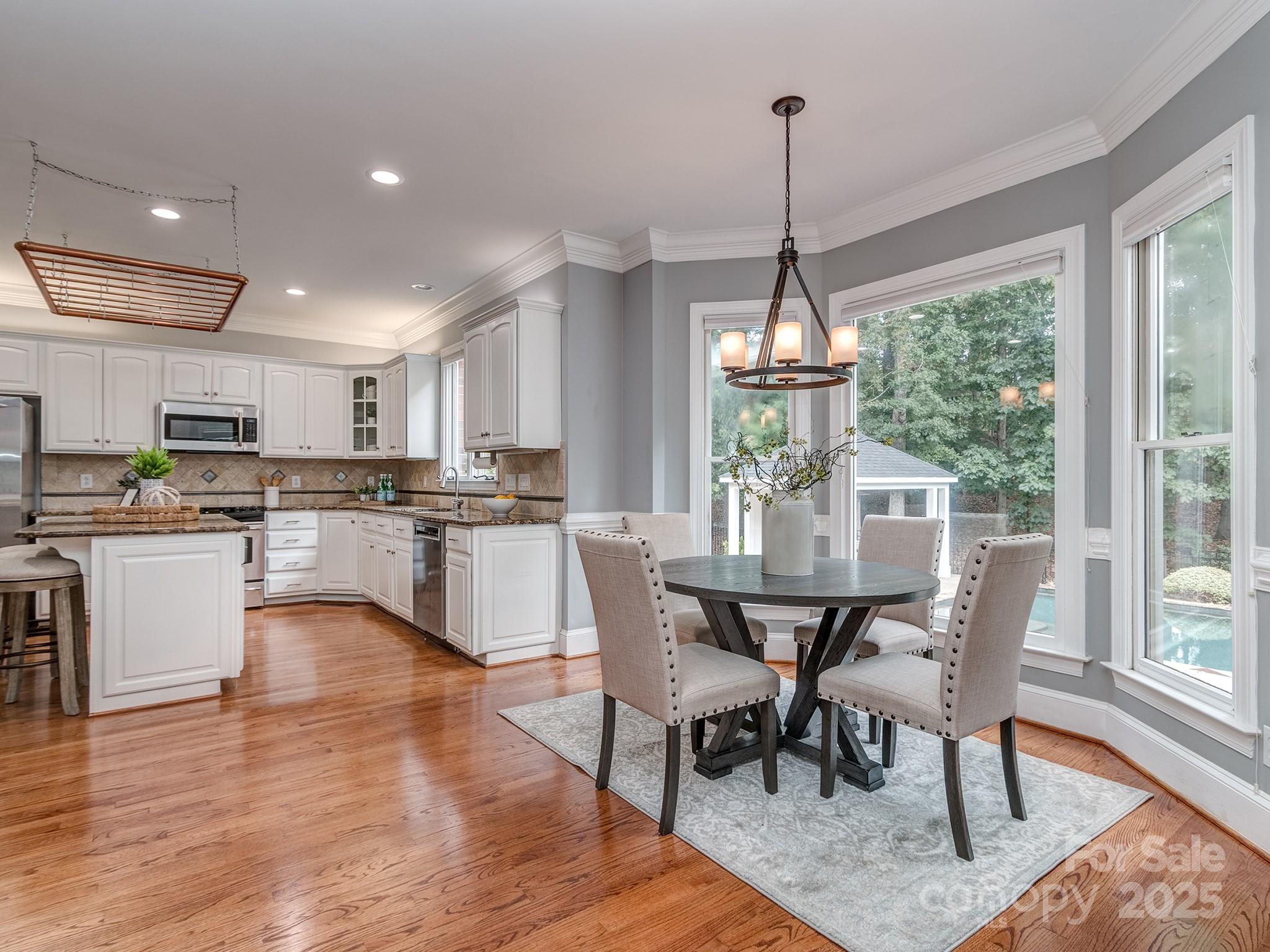 4301 Rosecliff Drive Property Photo 15