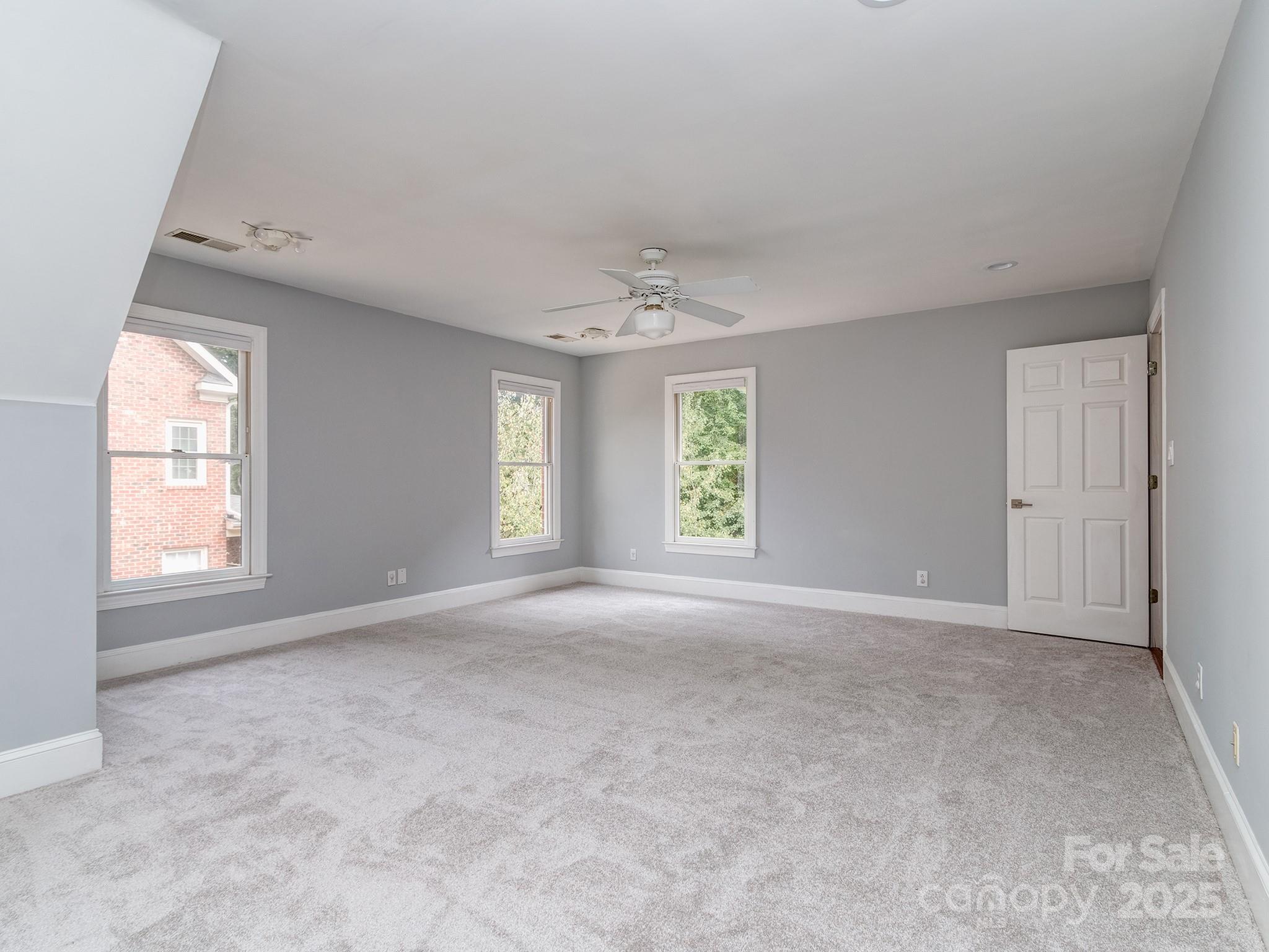 4301 Rosecliff Drive Property Photo 27