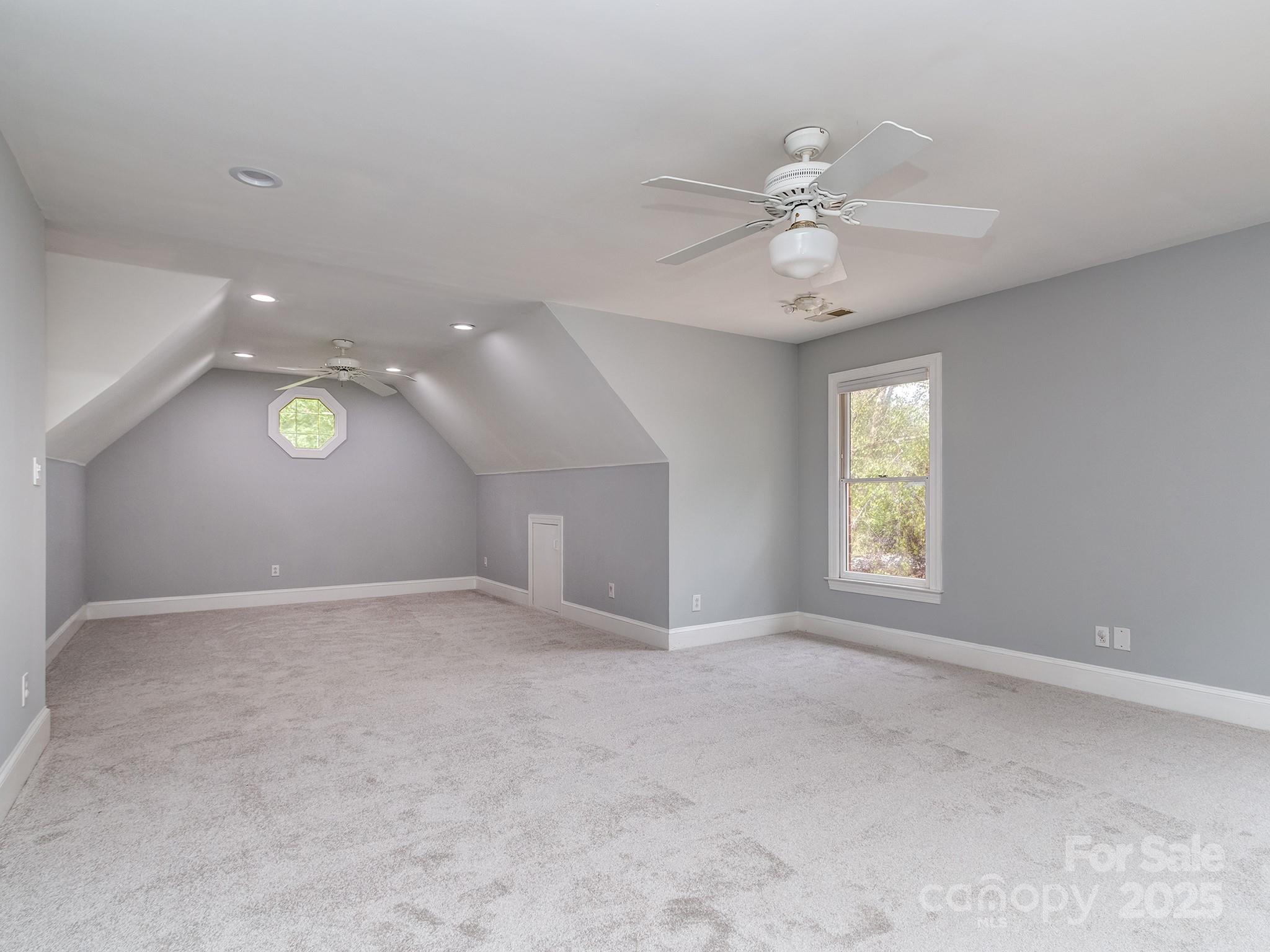 4301 Rosecliff Drive Property Photo 28