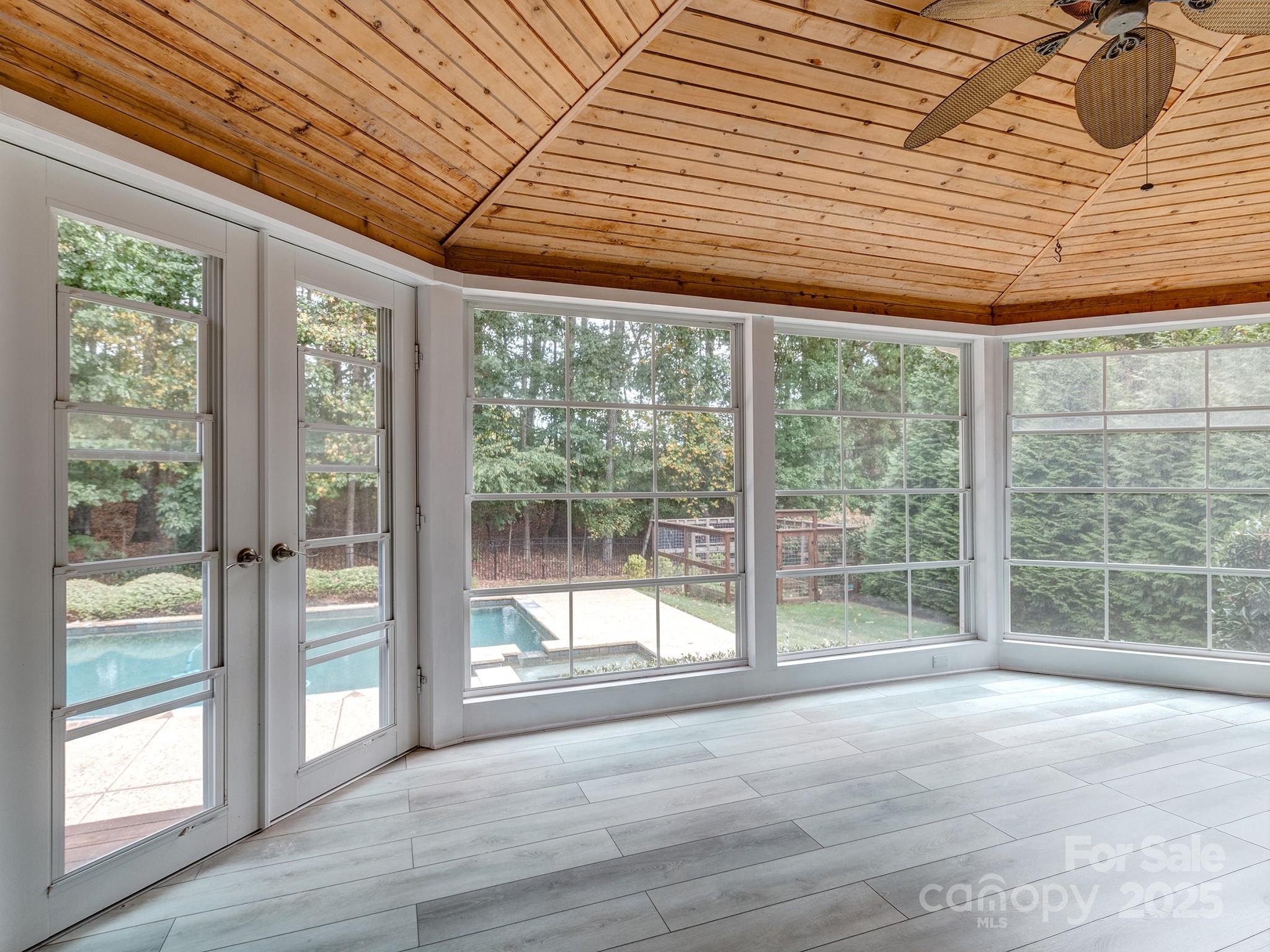 4301 Rosecliff Drive Property Photo 35