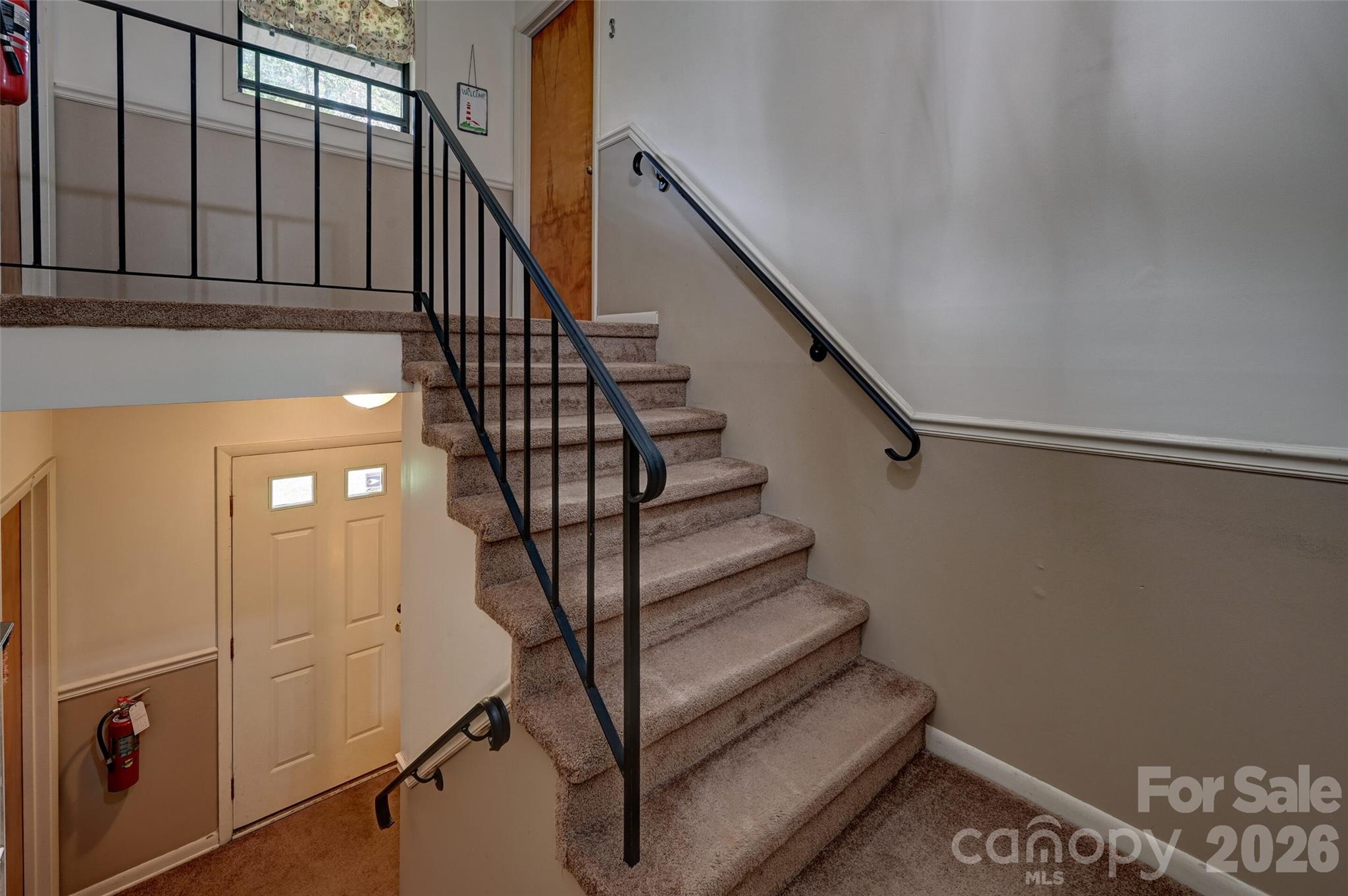 103 Oakwood Place 3 Property Photo 4