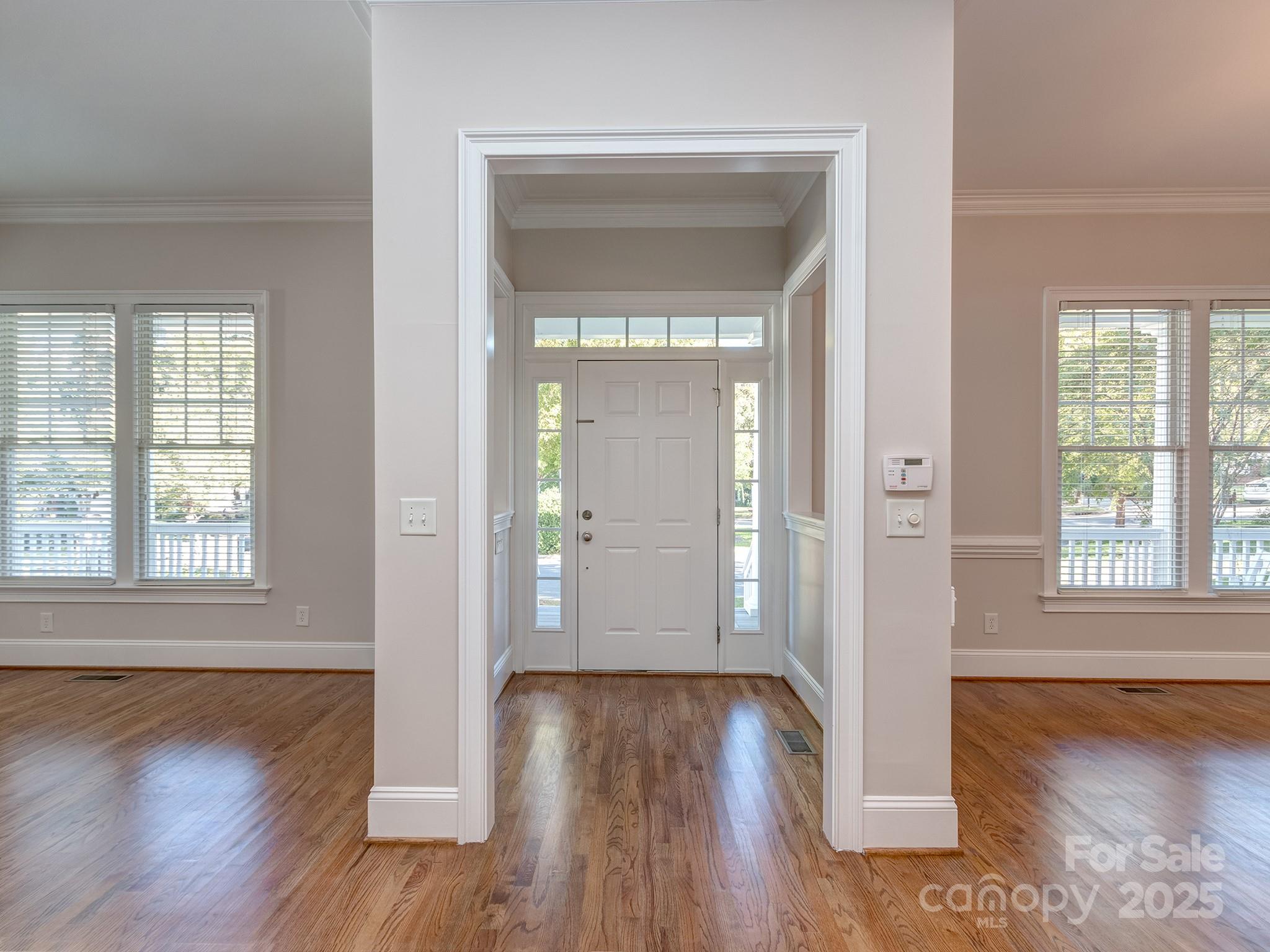 5227 Beacon Court Property Photo 7