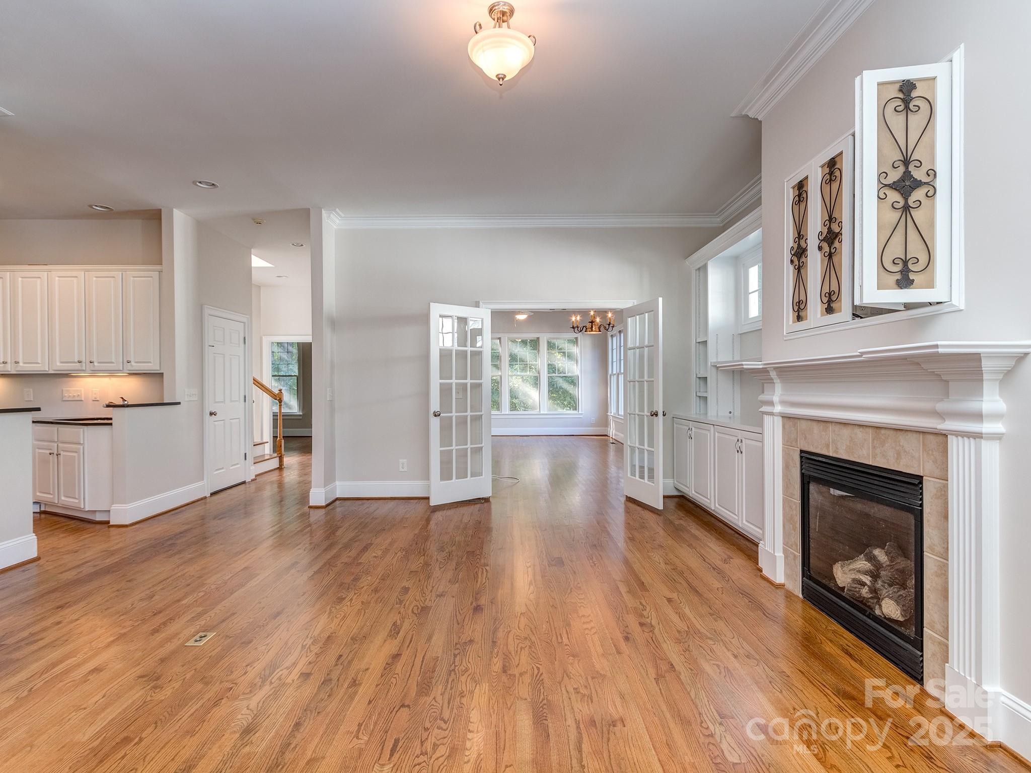 5227 Beacon Court Property Photo 13