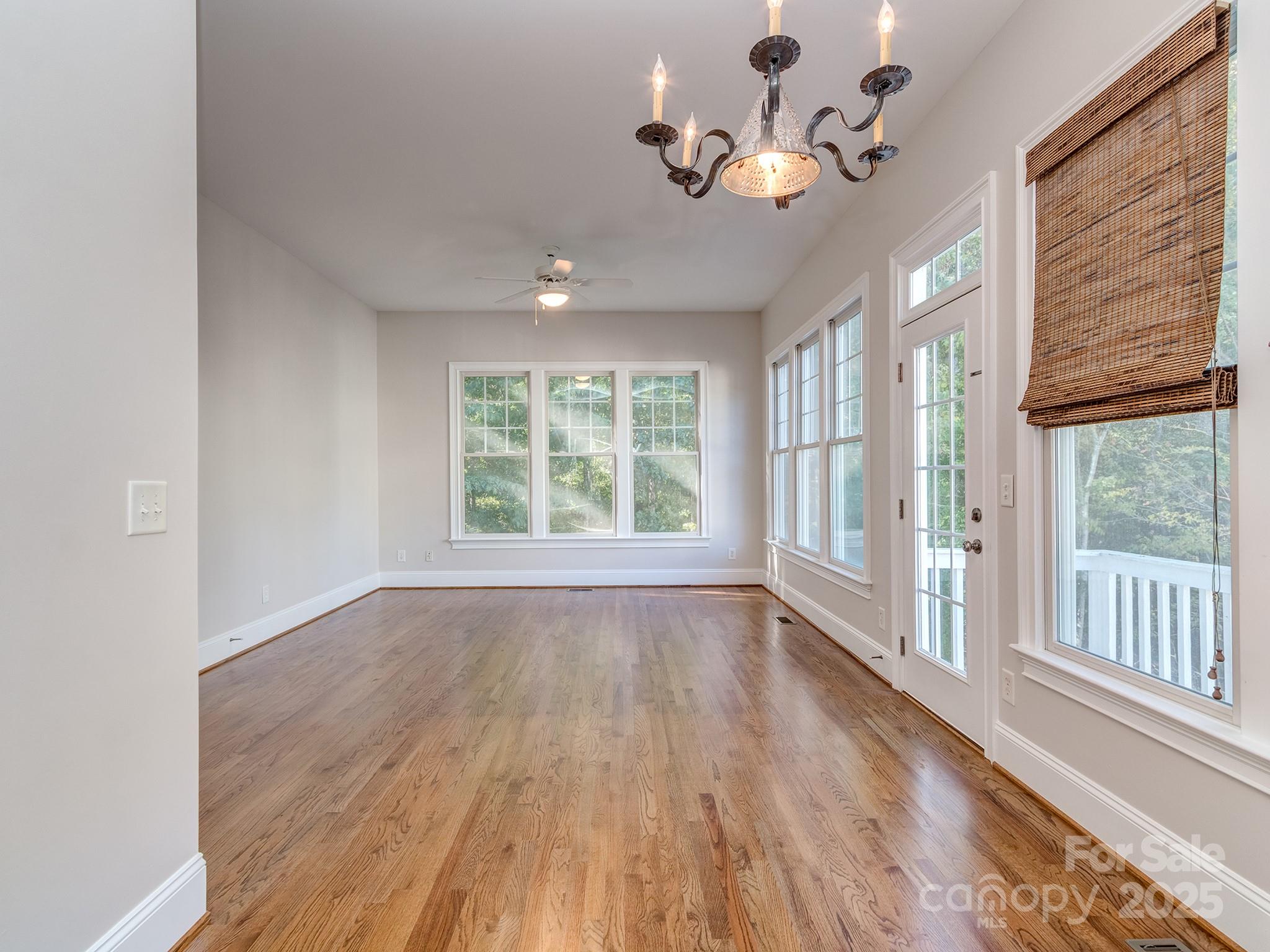 5227 Beacon Court Property Photo 14