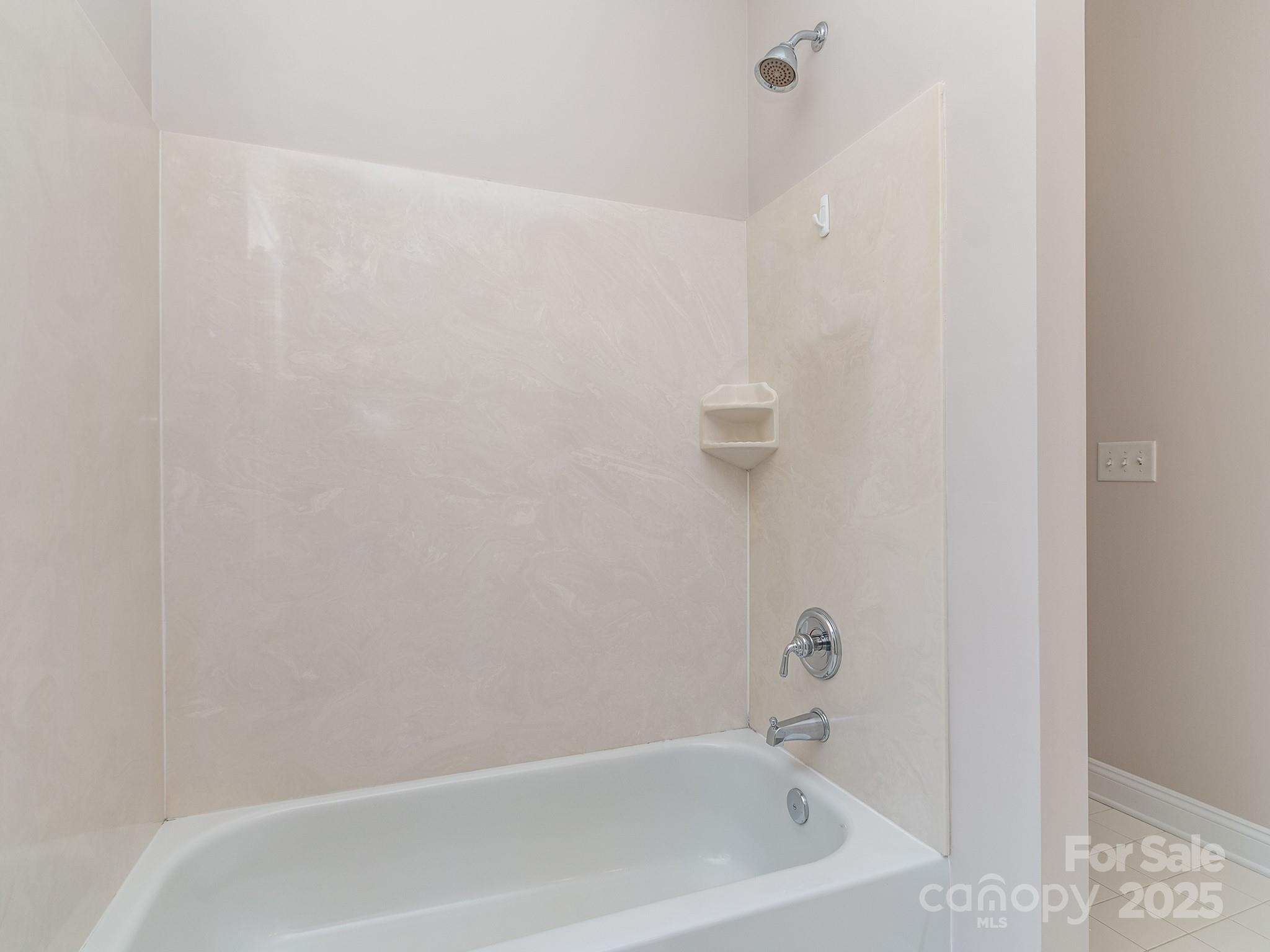 5227 Beacon Court Property Photo 22