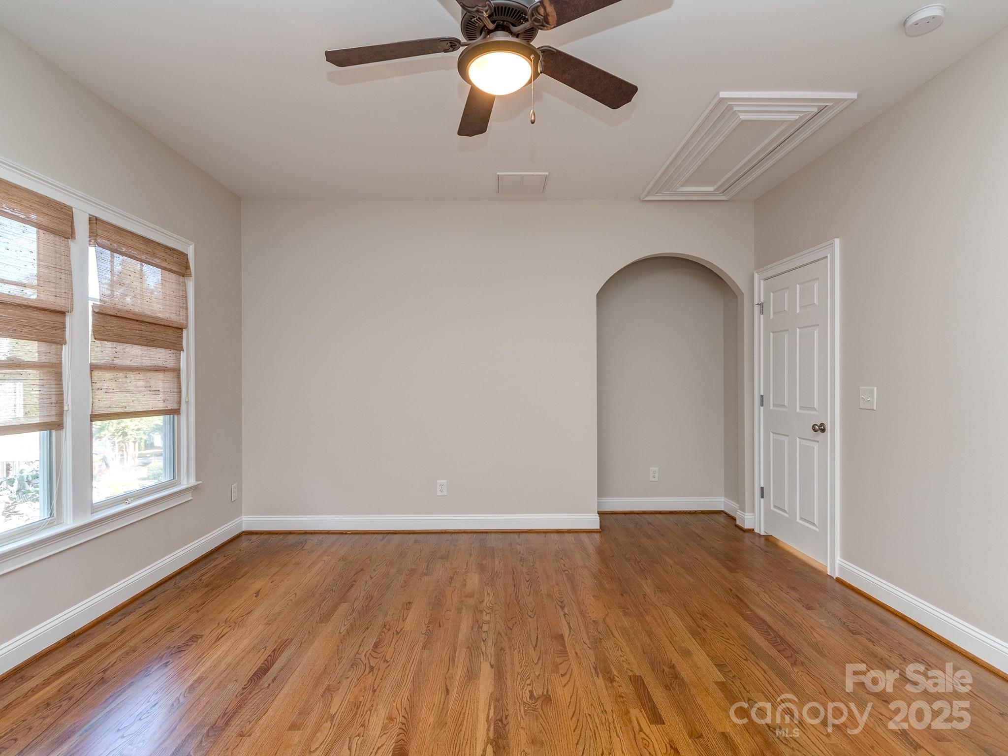 5227 Beacon Court Property Photo 29