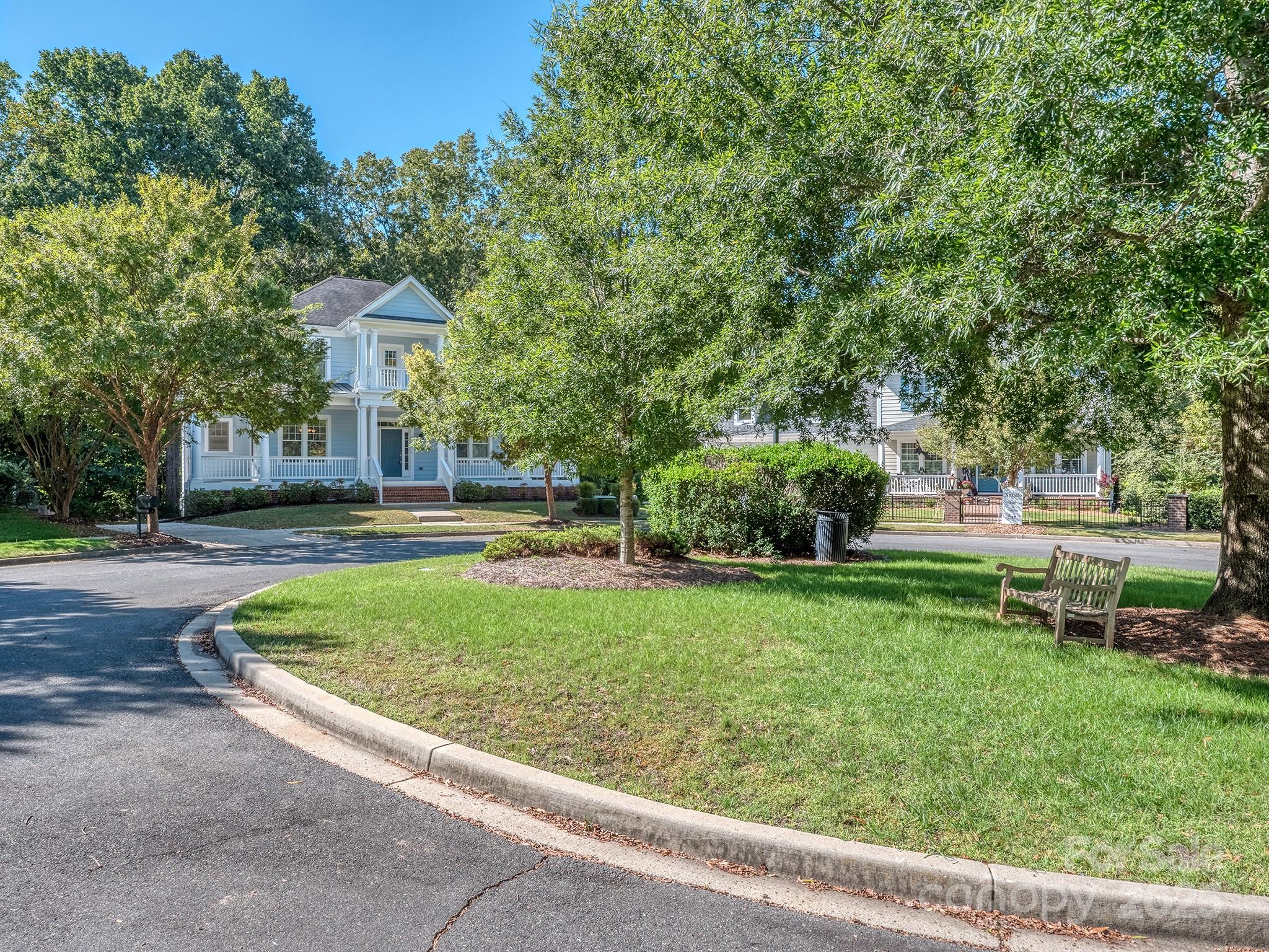 5227 Beacon Court Property Photo 47