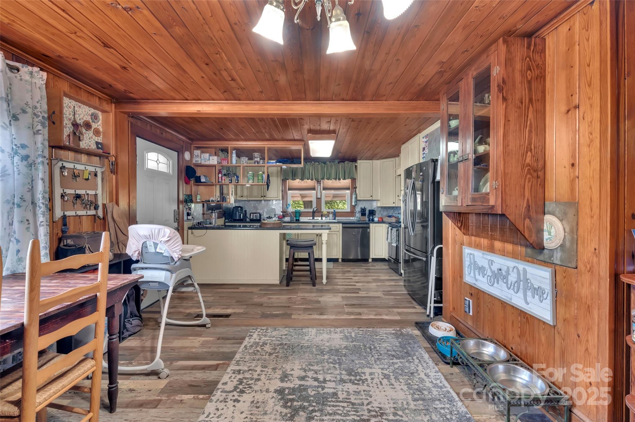 162 Wortman Drive Property Photo 4