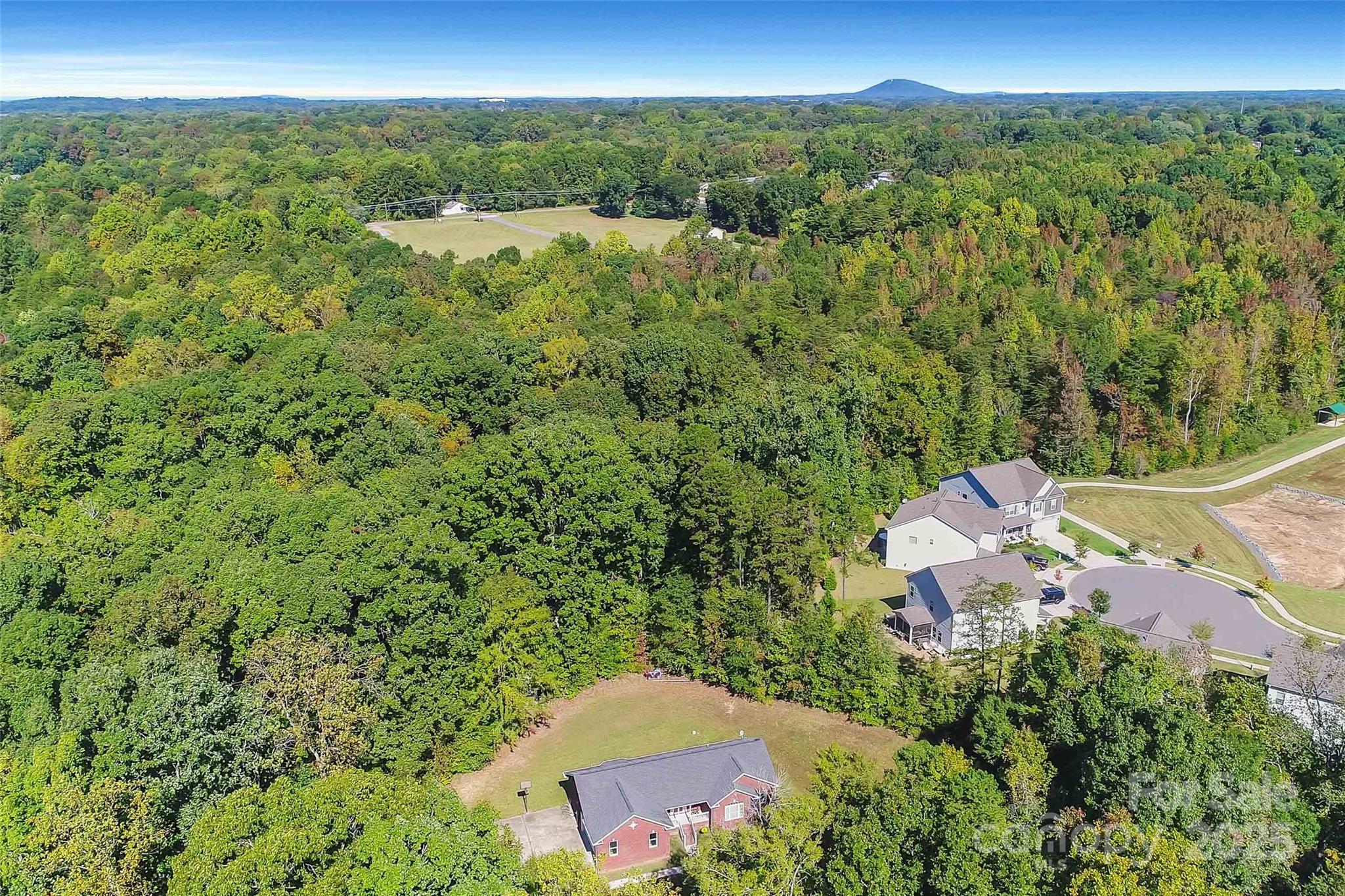 425 Huffstetler Road Property Photo 2