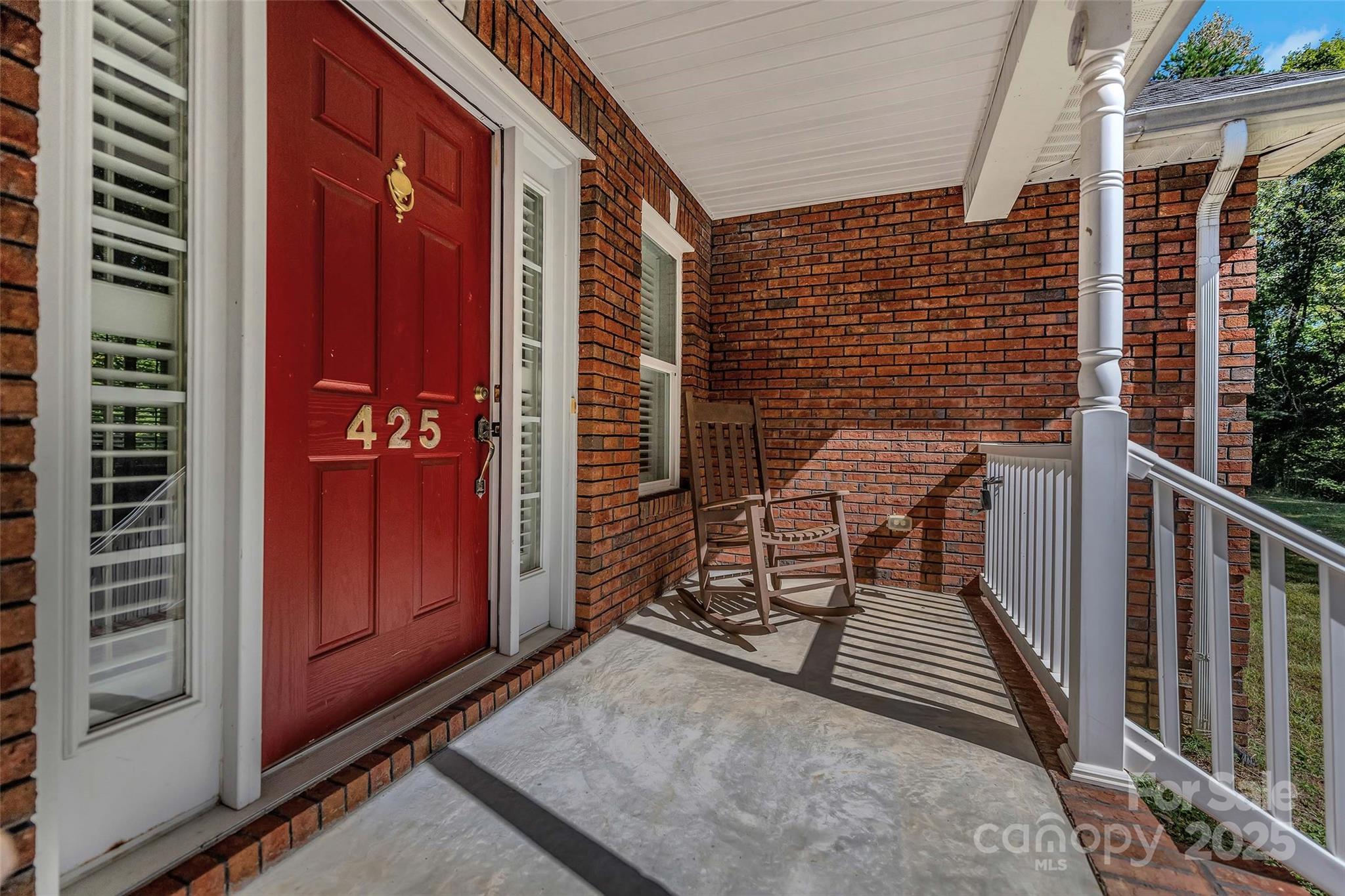 425 Huffstetler Road Property Photo 5