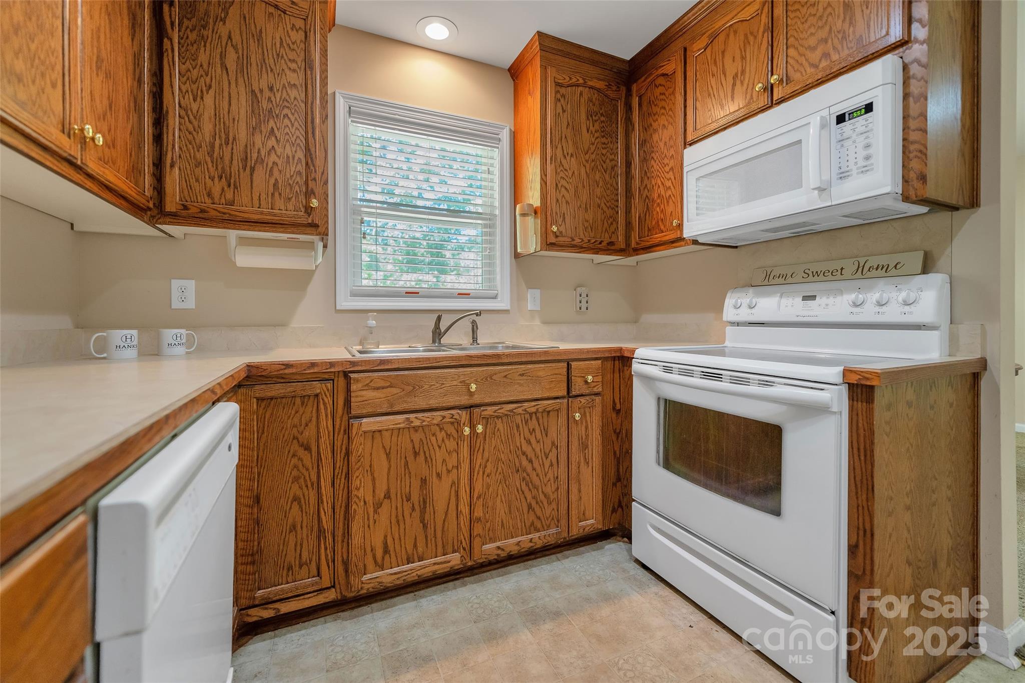 425 Huffstetler Road Property Photo 14