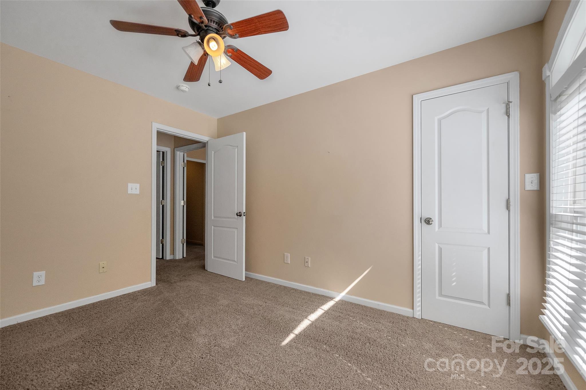 425 Huffstetler Road Property Photo 15