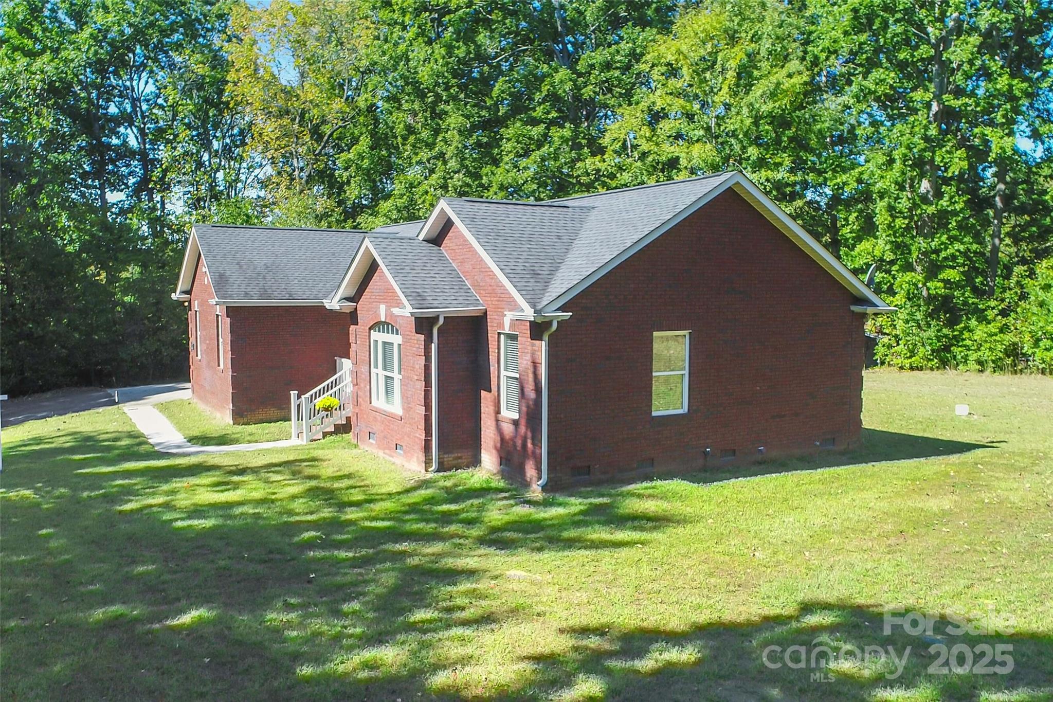 425 Huffstetler Road Property Photo 30