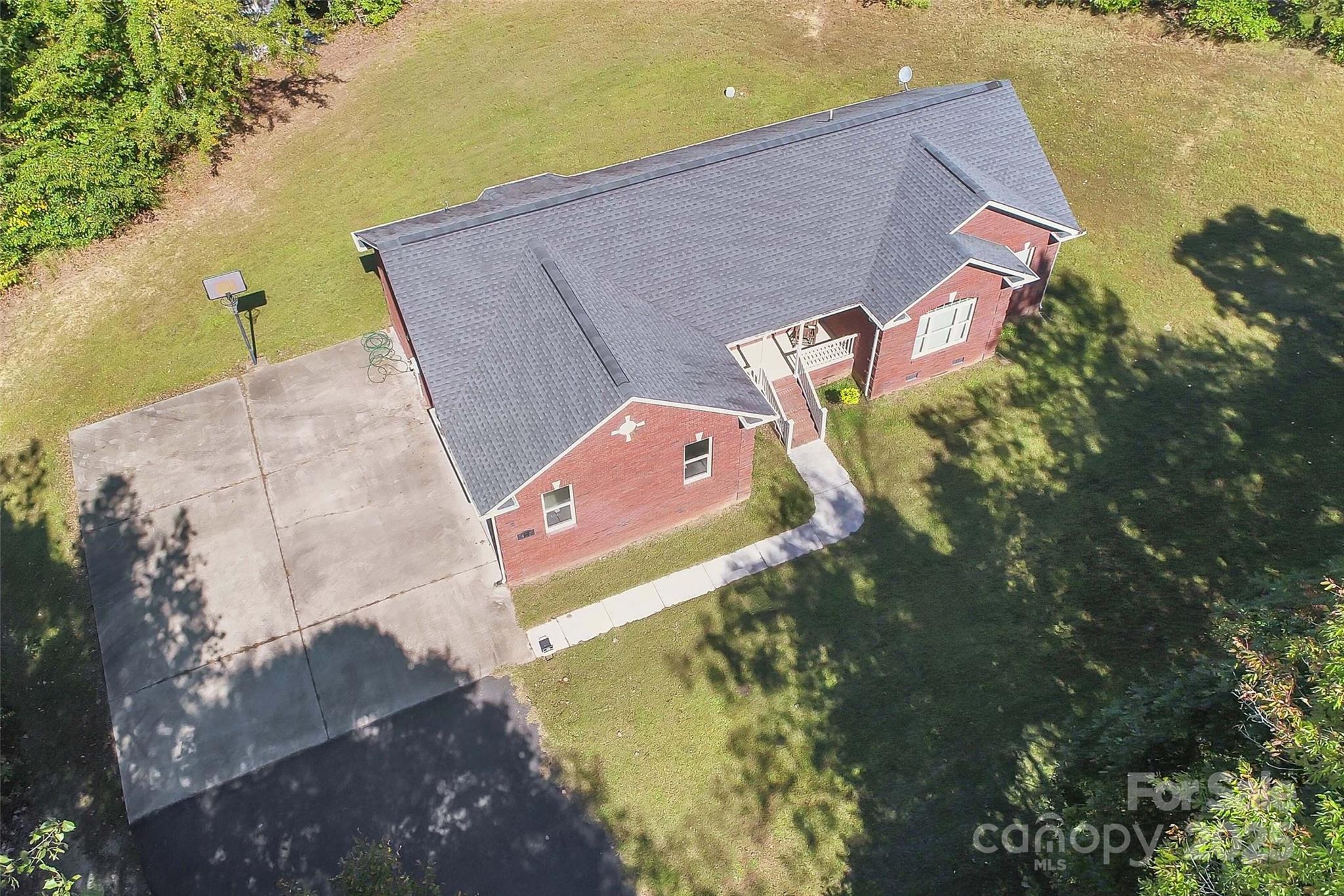 425 Huffstetler Road Property Photo 31