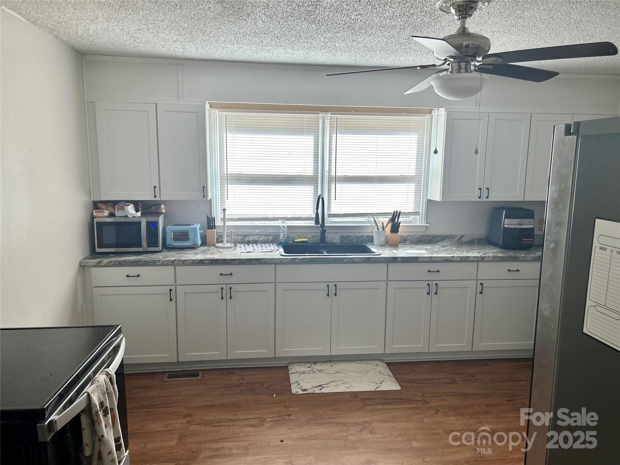 835 & 837 Sikes Mill Road Property Photo 3