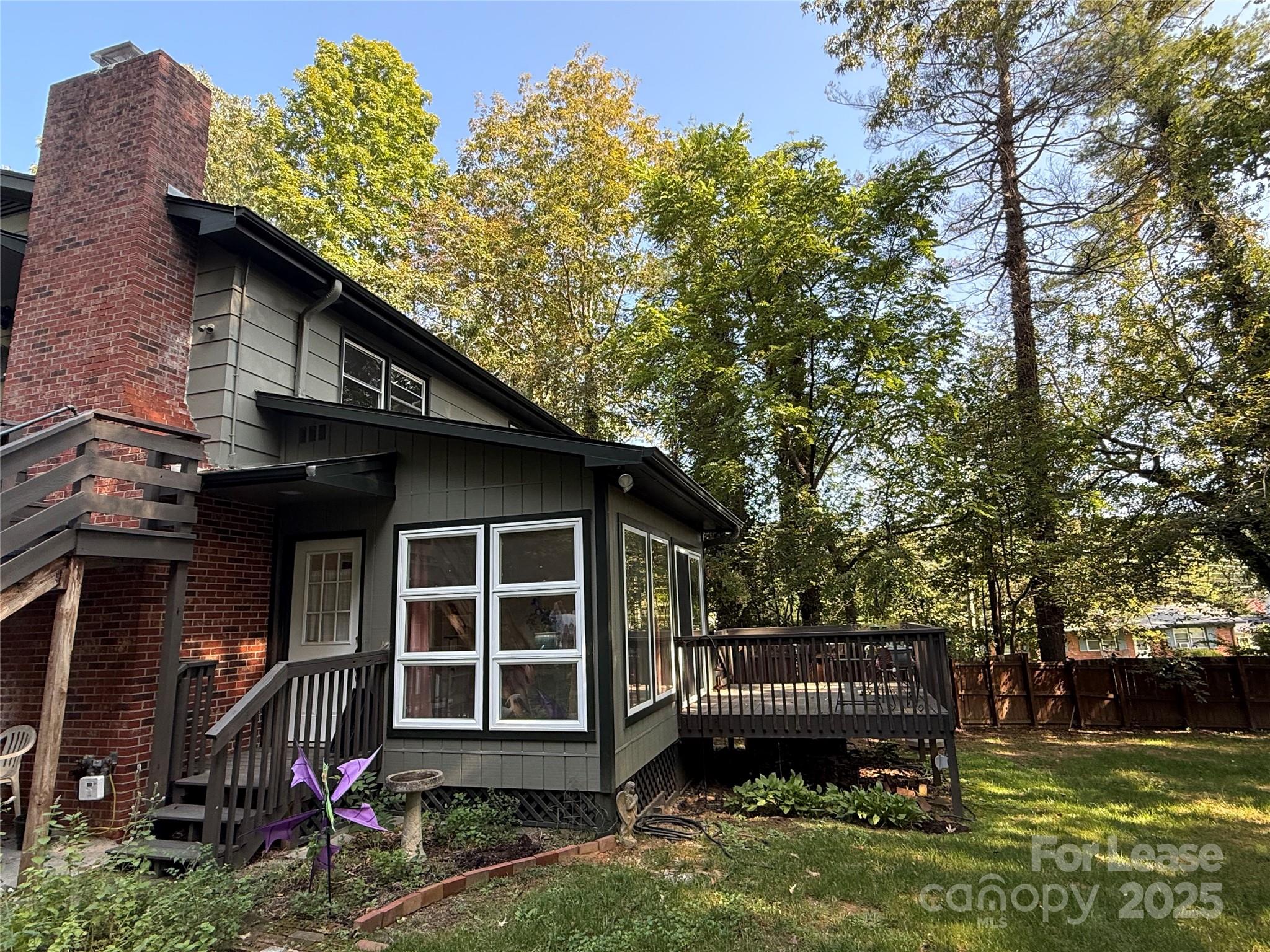 200 Daniel Drive Property Photo 2