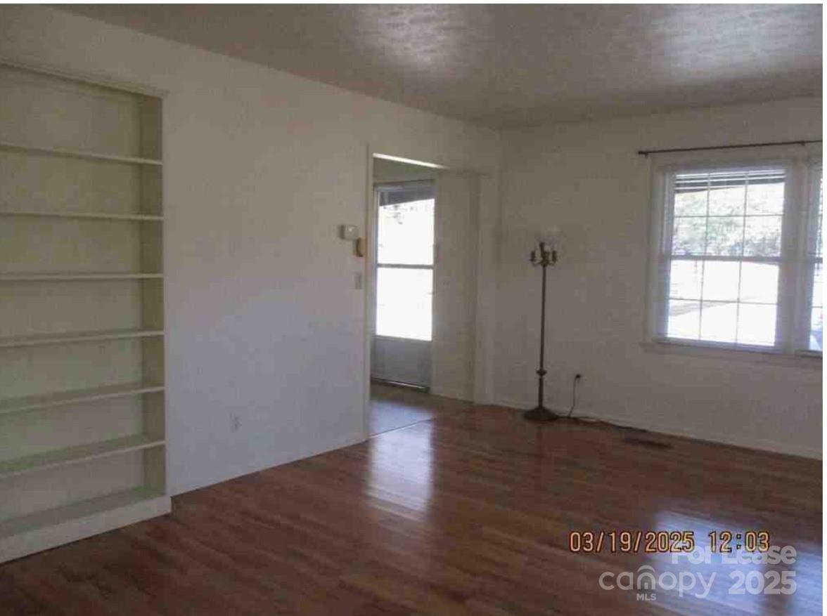 200 Daniel Drive Property Photo 6