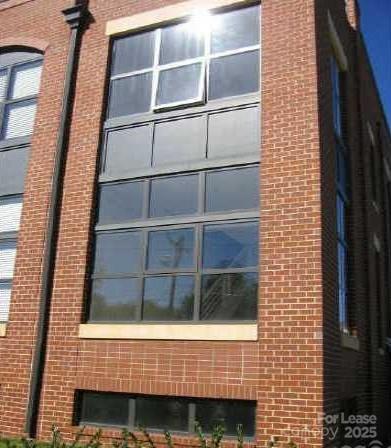 559 New Bern Station Court Property Photo 2