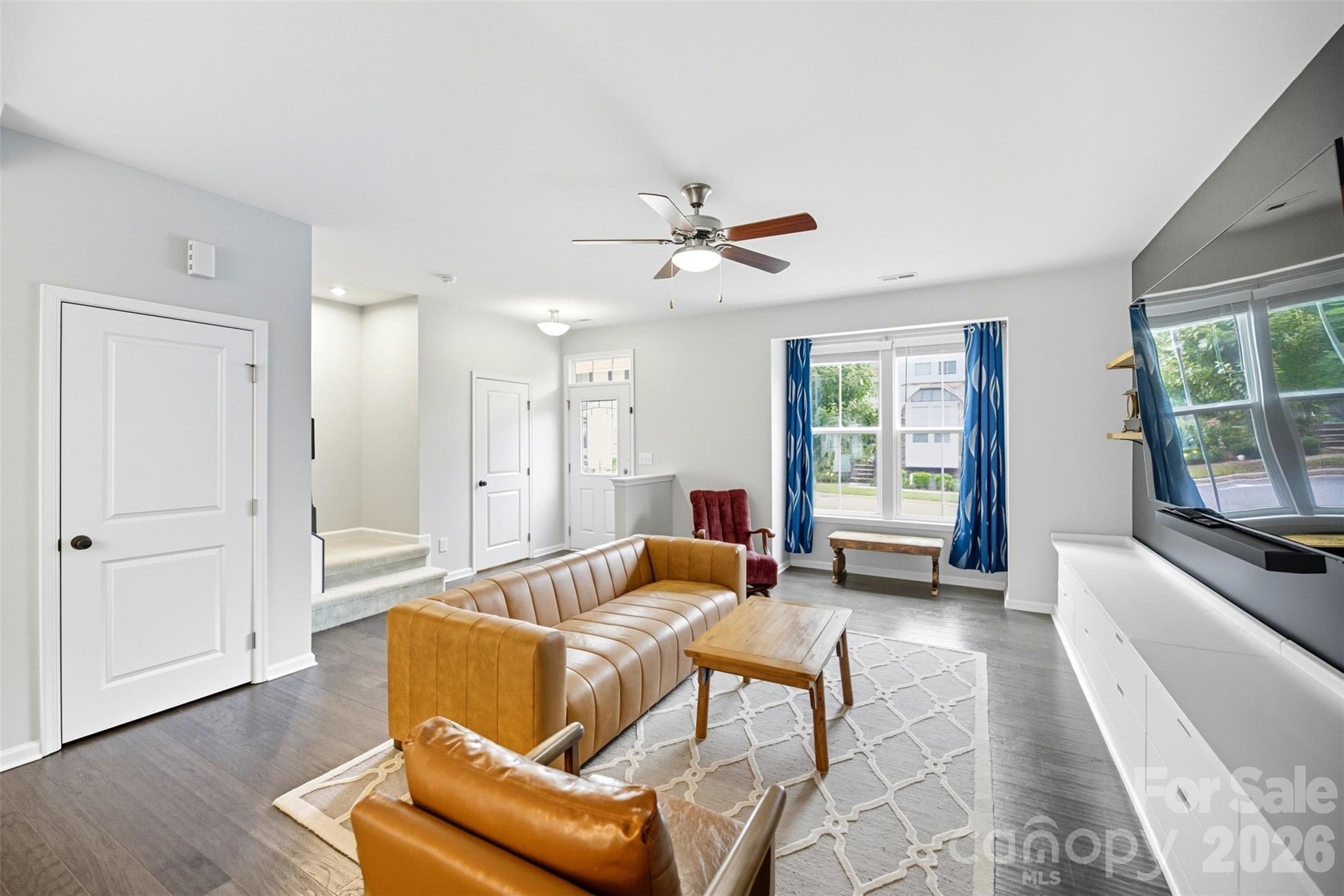 12725 Glowing Peak Road Property Photo 6