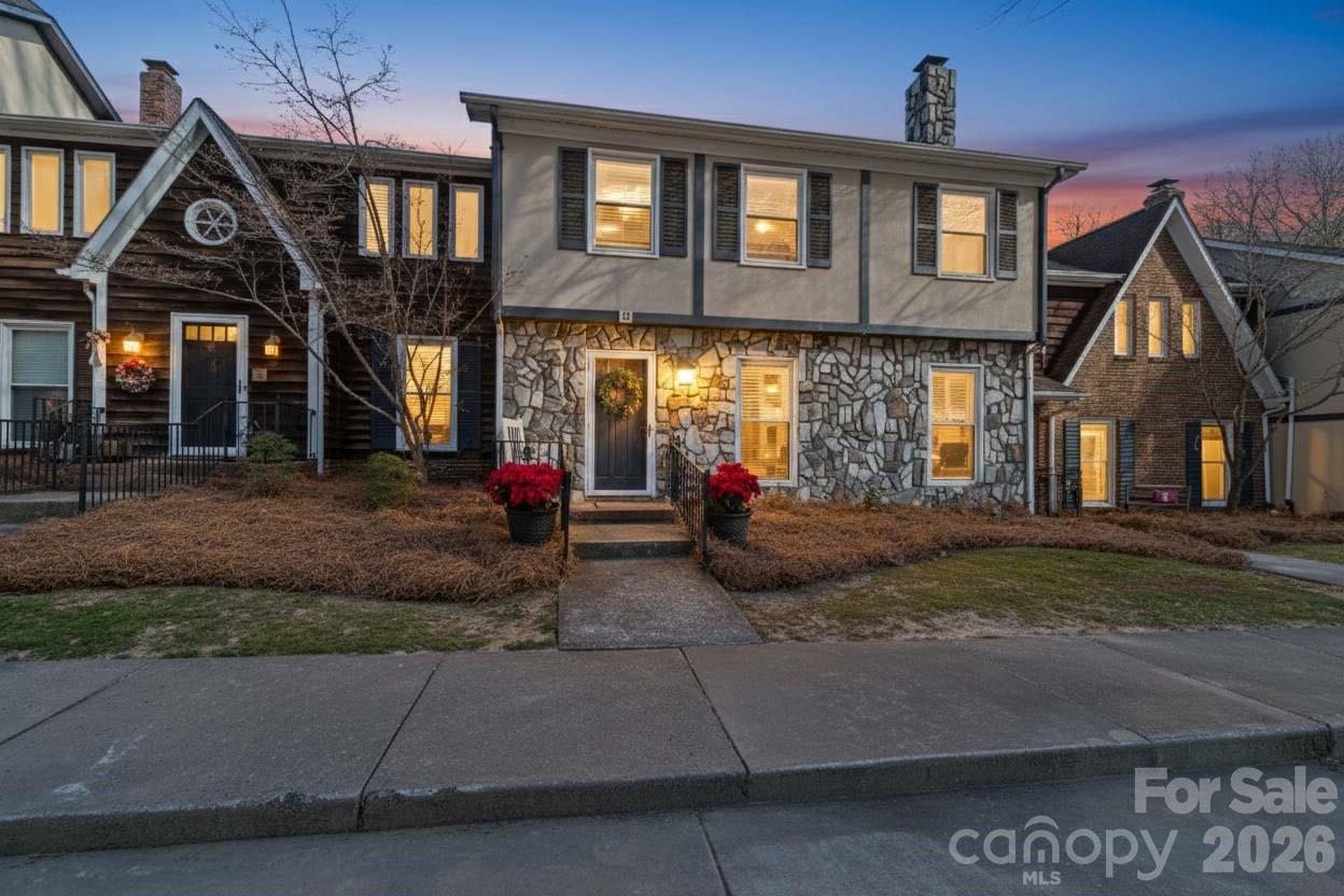 2502 Round Table Road D Property Photo 1