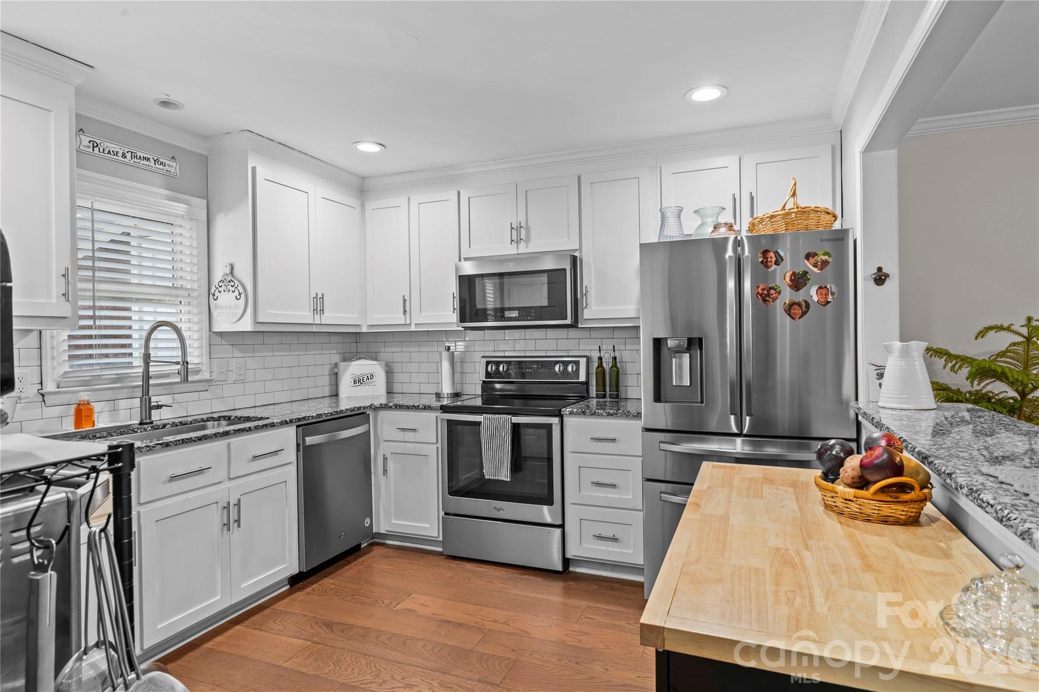 2502 Round Table Road D Property Photo 8