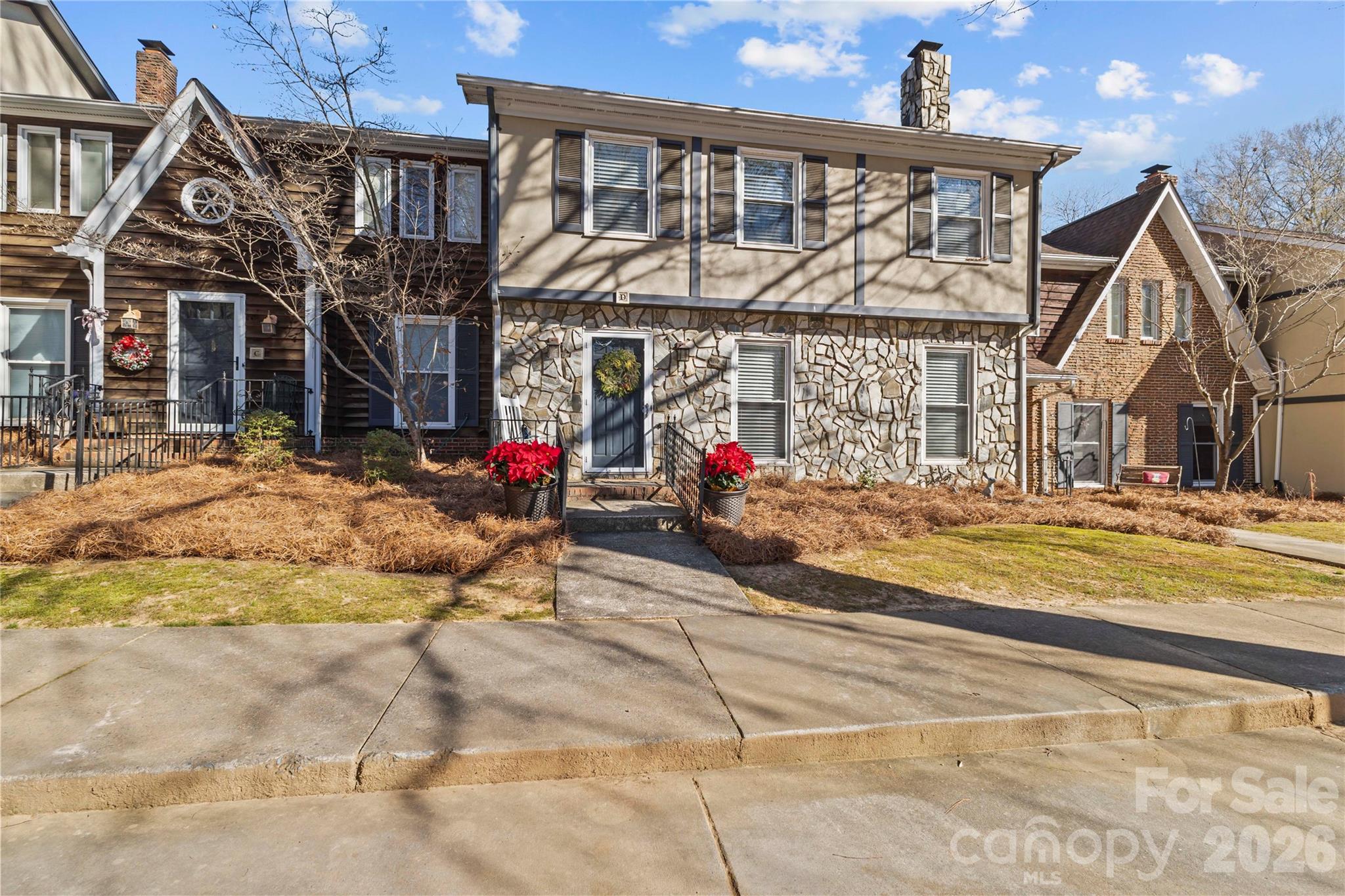 2502 Round Table Road D Property Photo 23