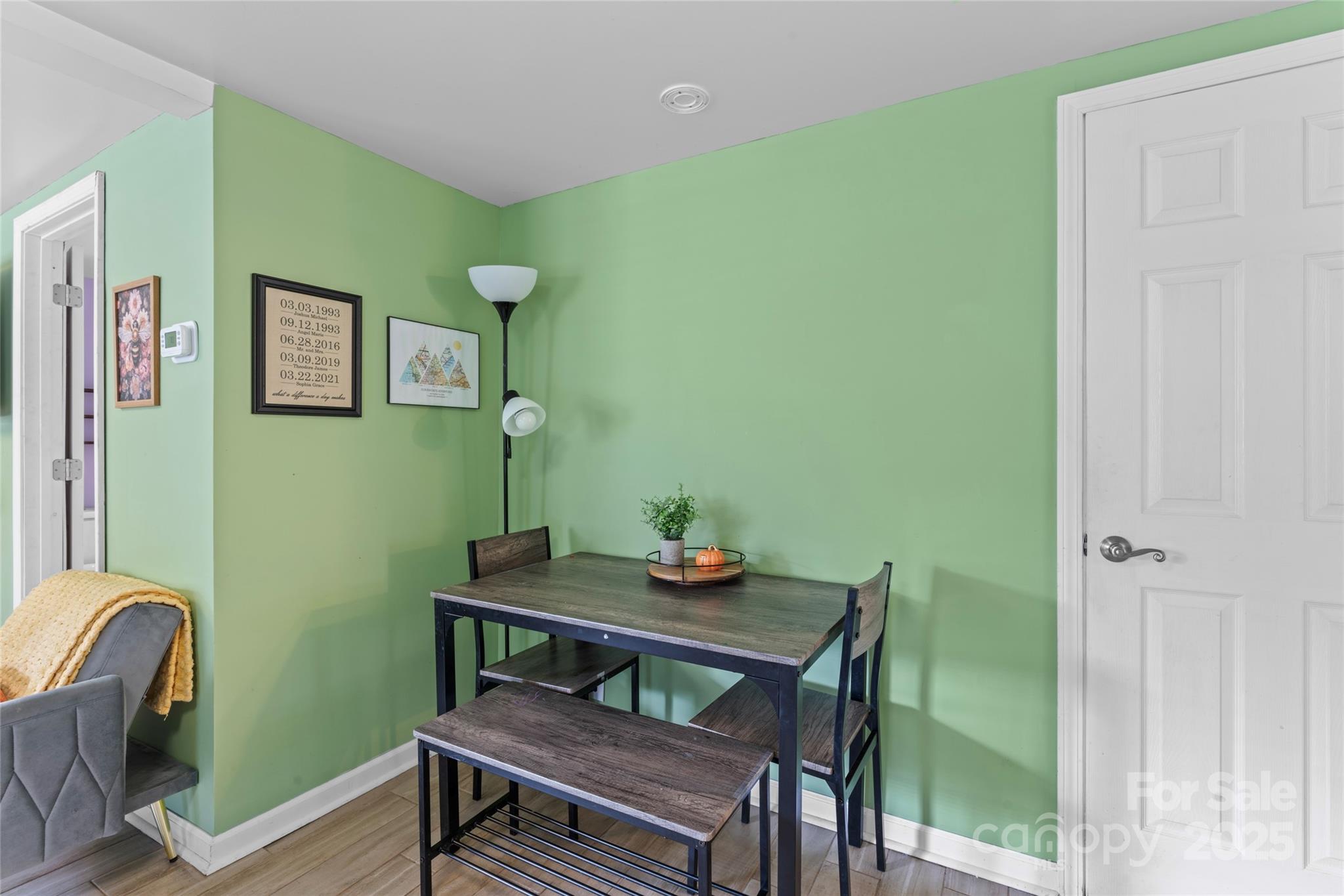 607 Ross Street Property Photo 7