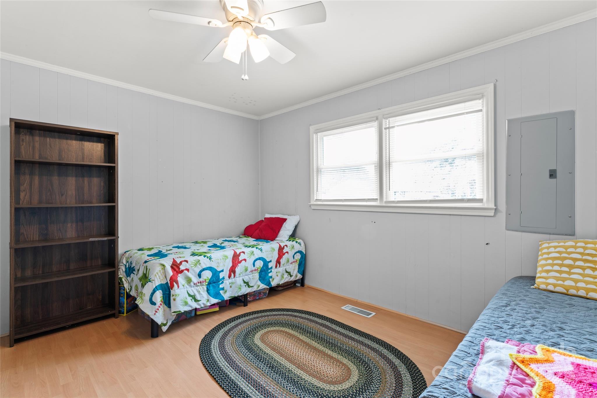 607 Ross Street Property Photo 9