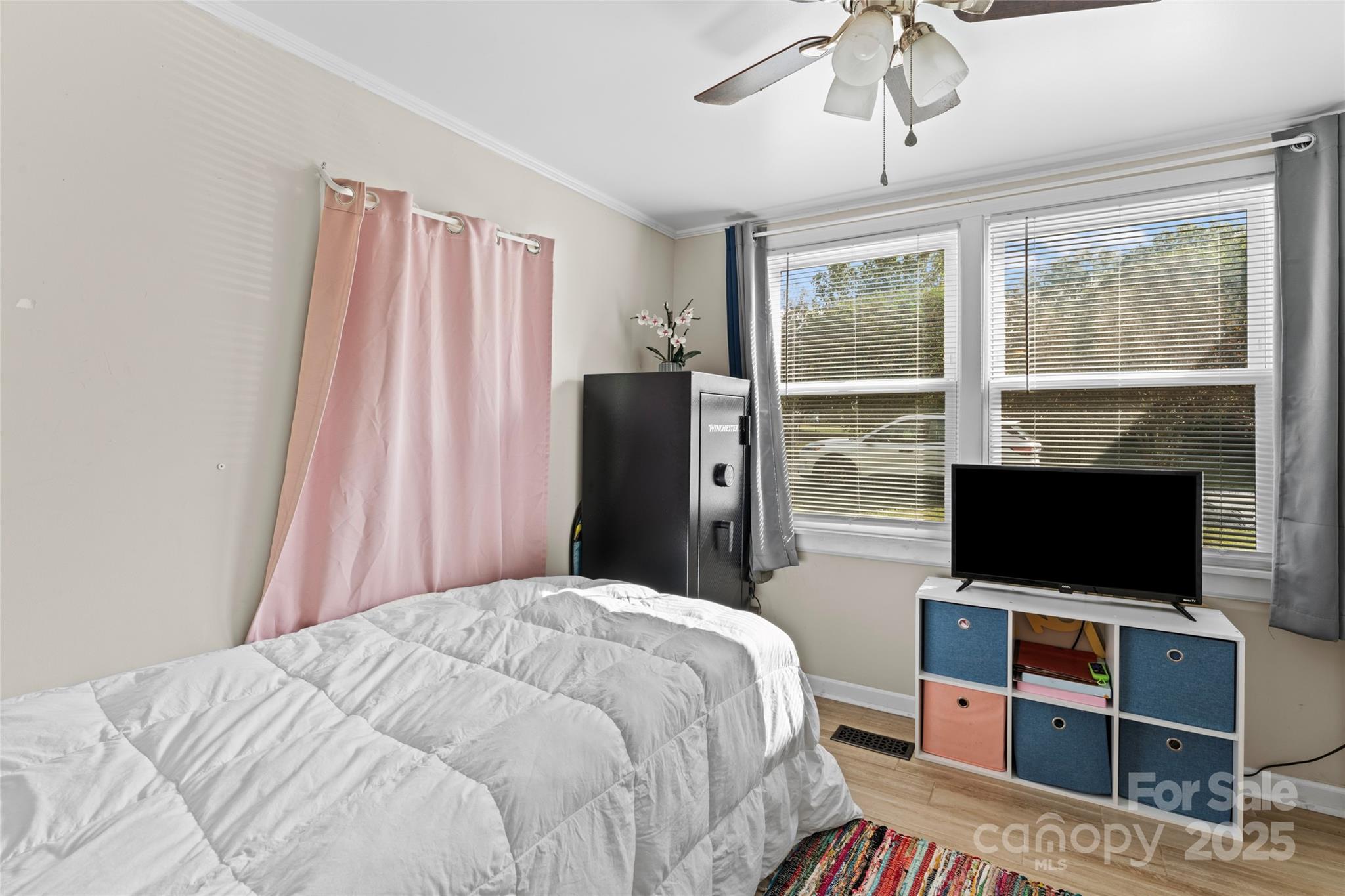 607 Ross Street Property Photo 15