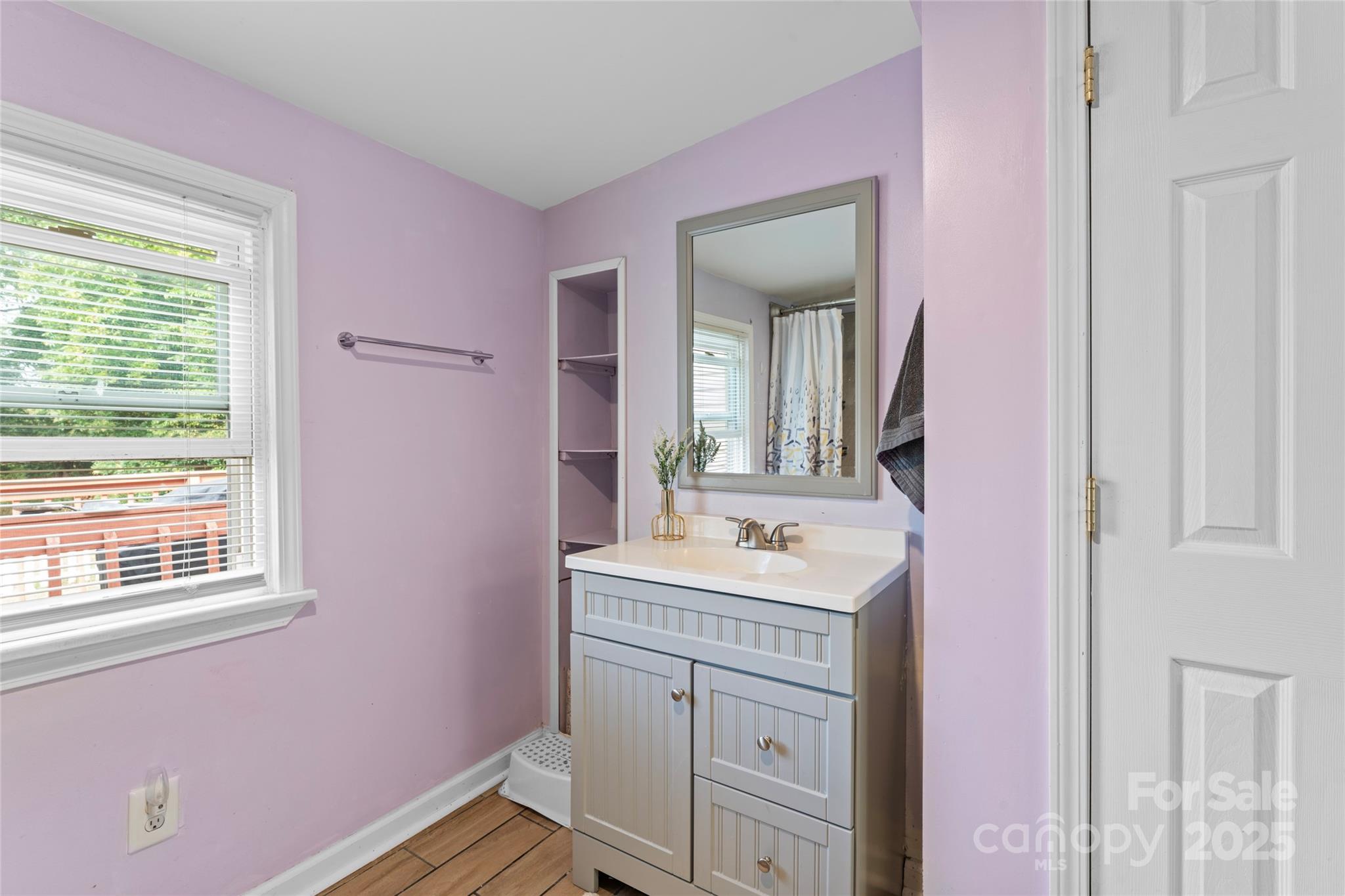 607 Ross Street Property Photo 20