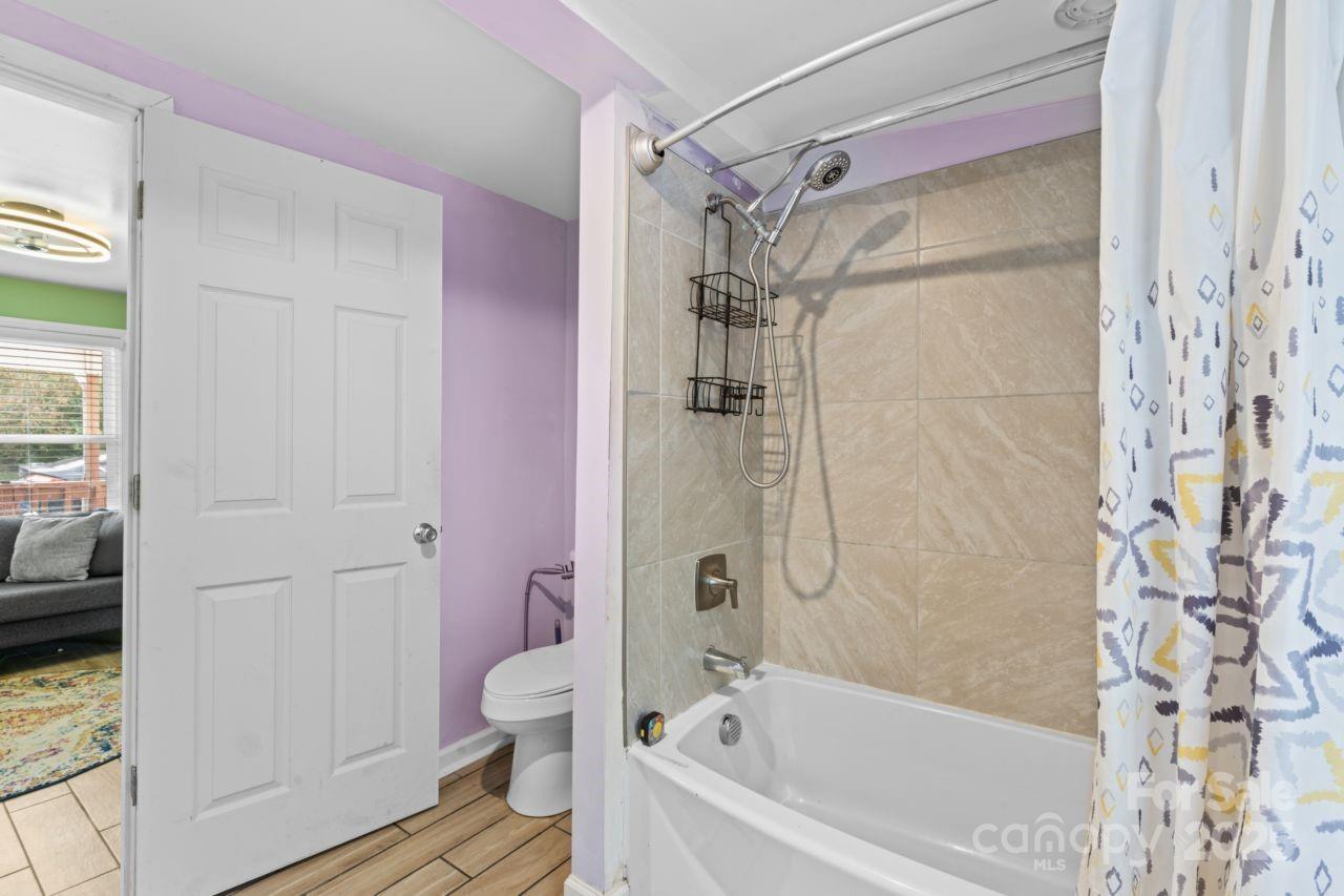 607 Ross Street Property Photo 21