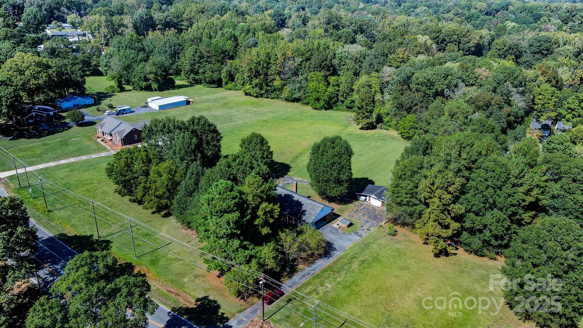 7837 Lawyers Road Property Photo 3