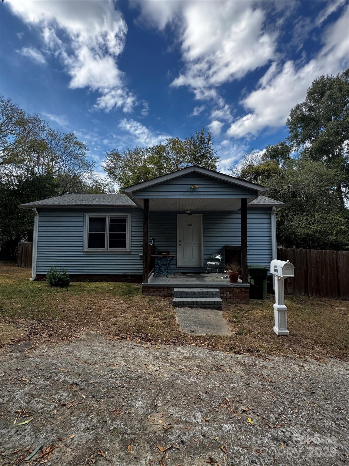 111 Magnolia Lane Property Photo 2