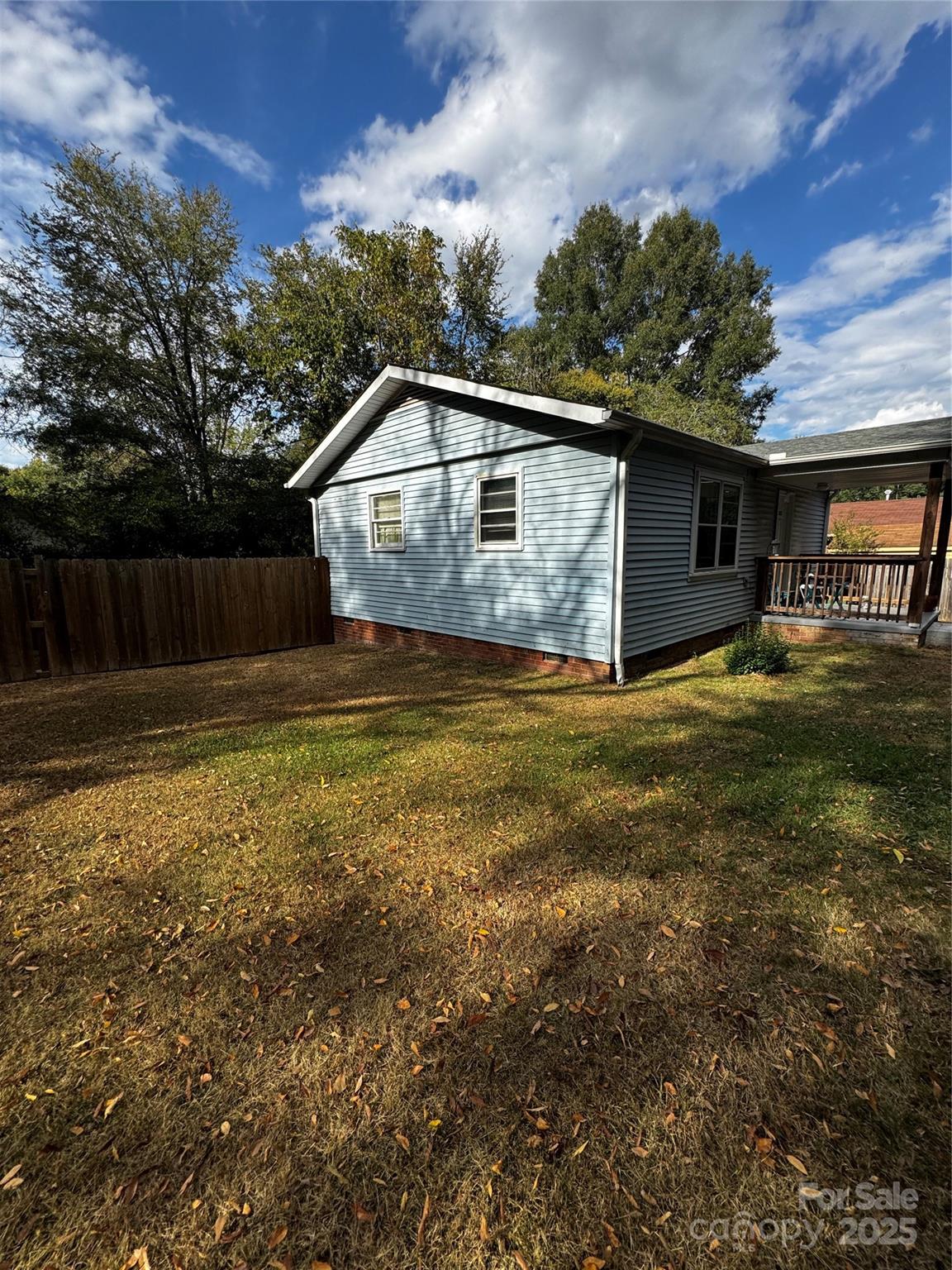 111 Magnolia Lane Property Photo 9