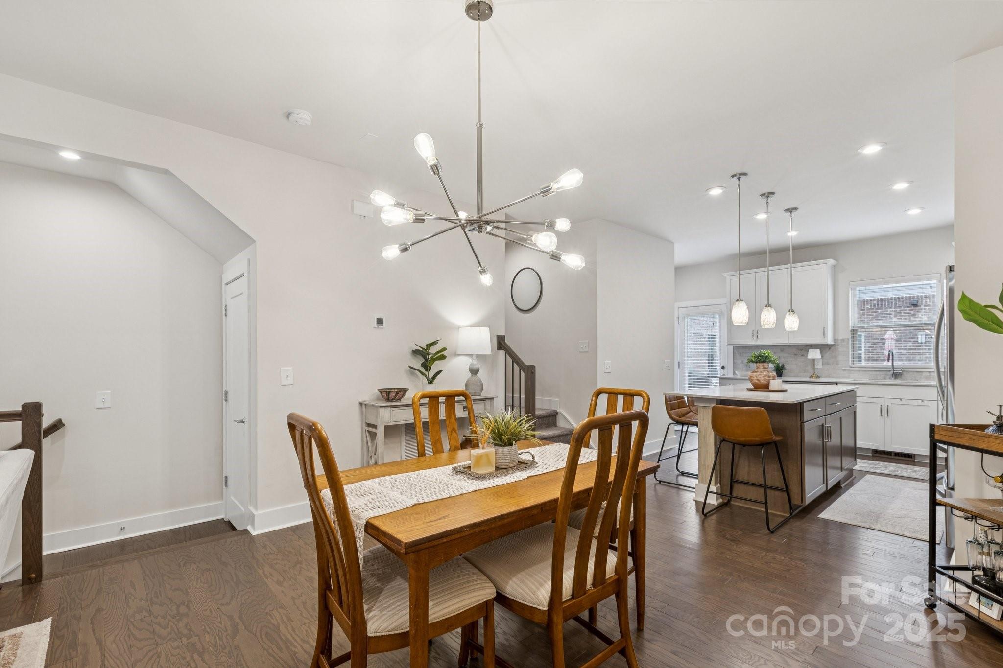 12106 Brooklyn Avenue Property Photo 6