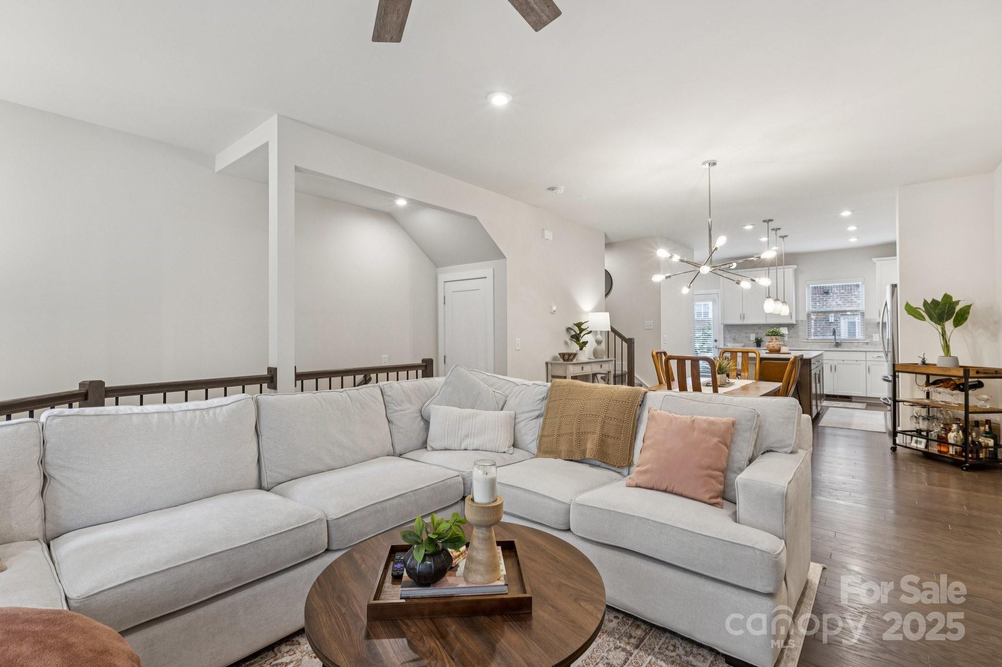 12106 Brooklyn Avenue Property Photo 9