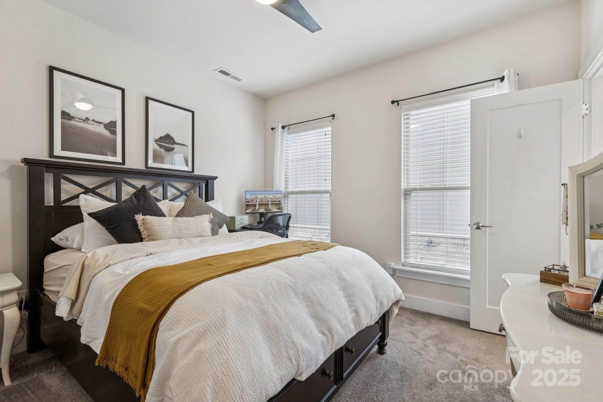 12106 Brooklyn Avenue Property Photo 21