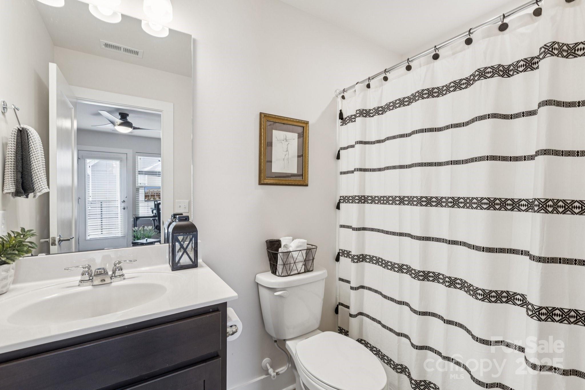 12106 Brooklyn Avenue Property Photo 30