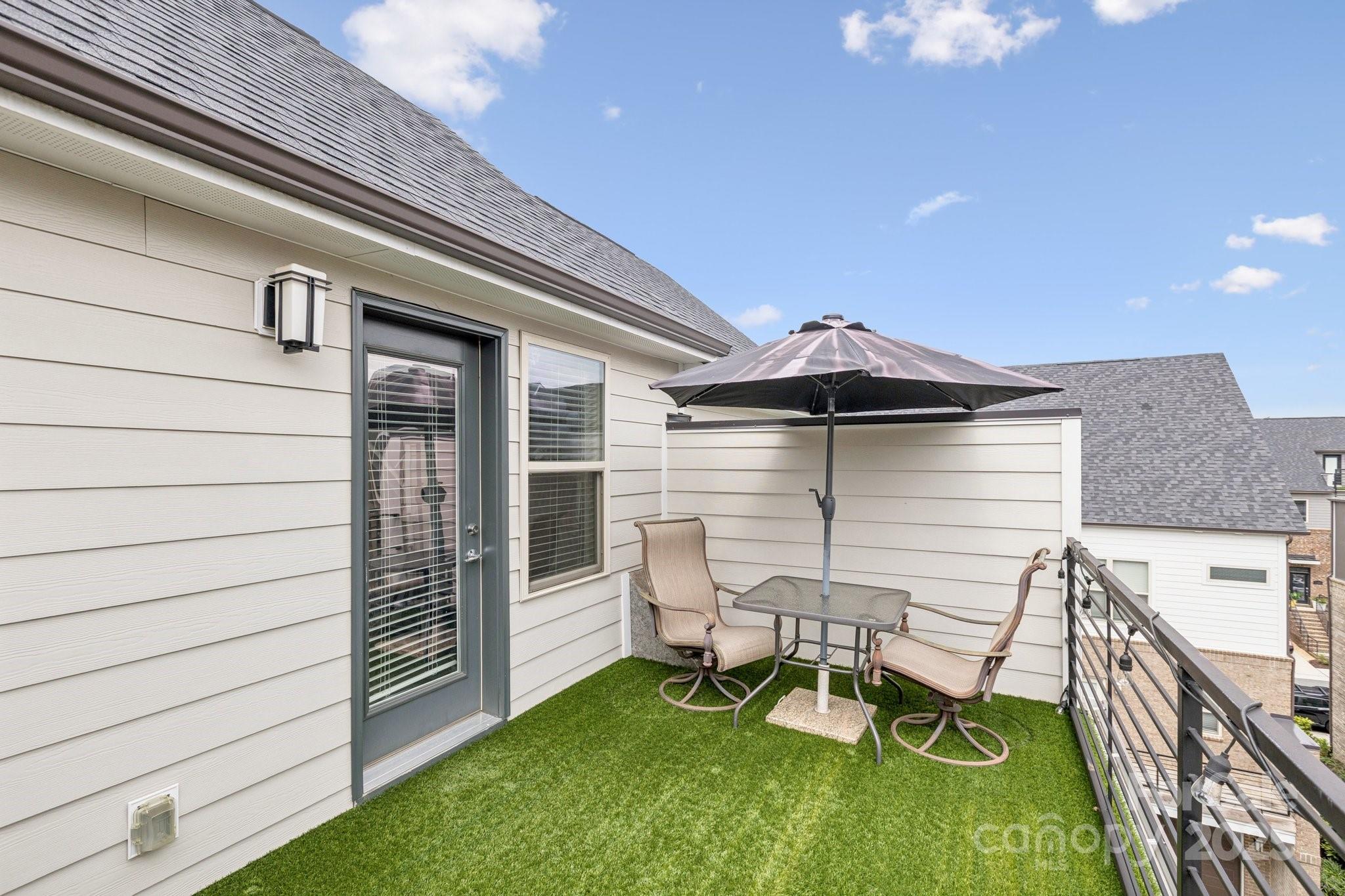 12106 Brooklyn Avenue Property Photo 31